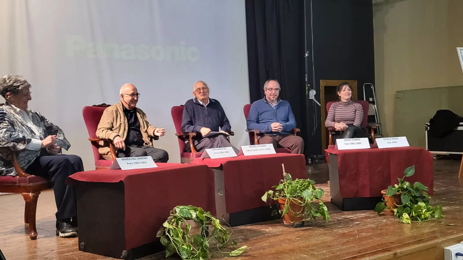 Inauguración del salón de actos del Ramón y Cajal como Ángela Martín Casabiel