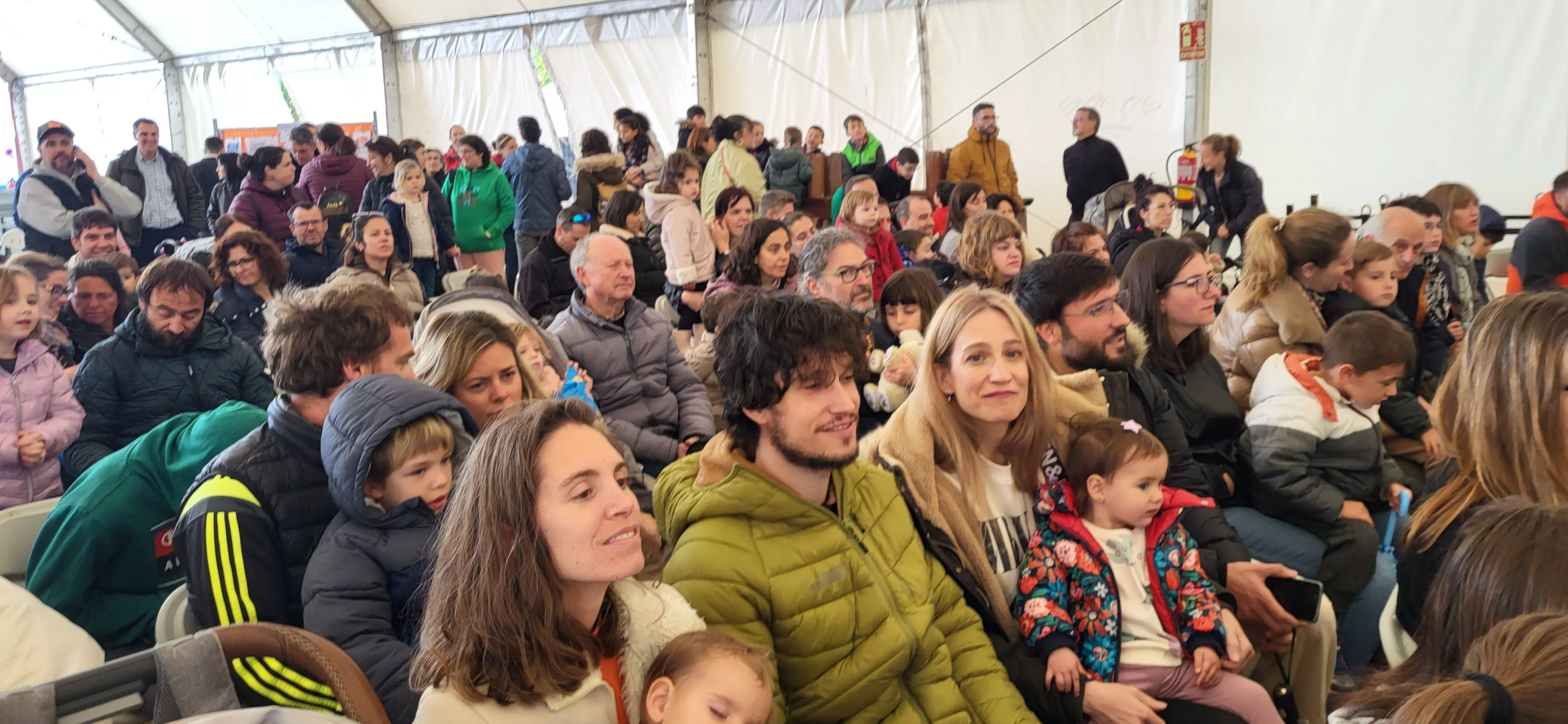 Premarcha Aspace 2024 en el Palacio de Congresos de Huesca. Foto Mercedes Manterola