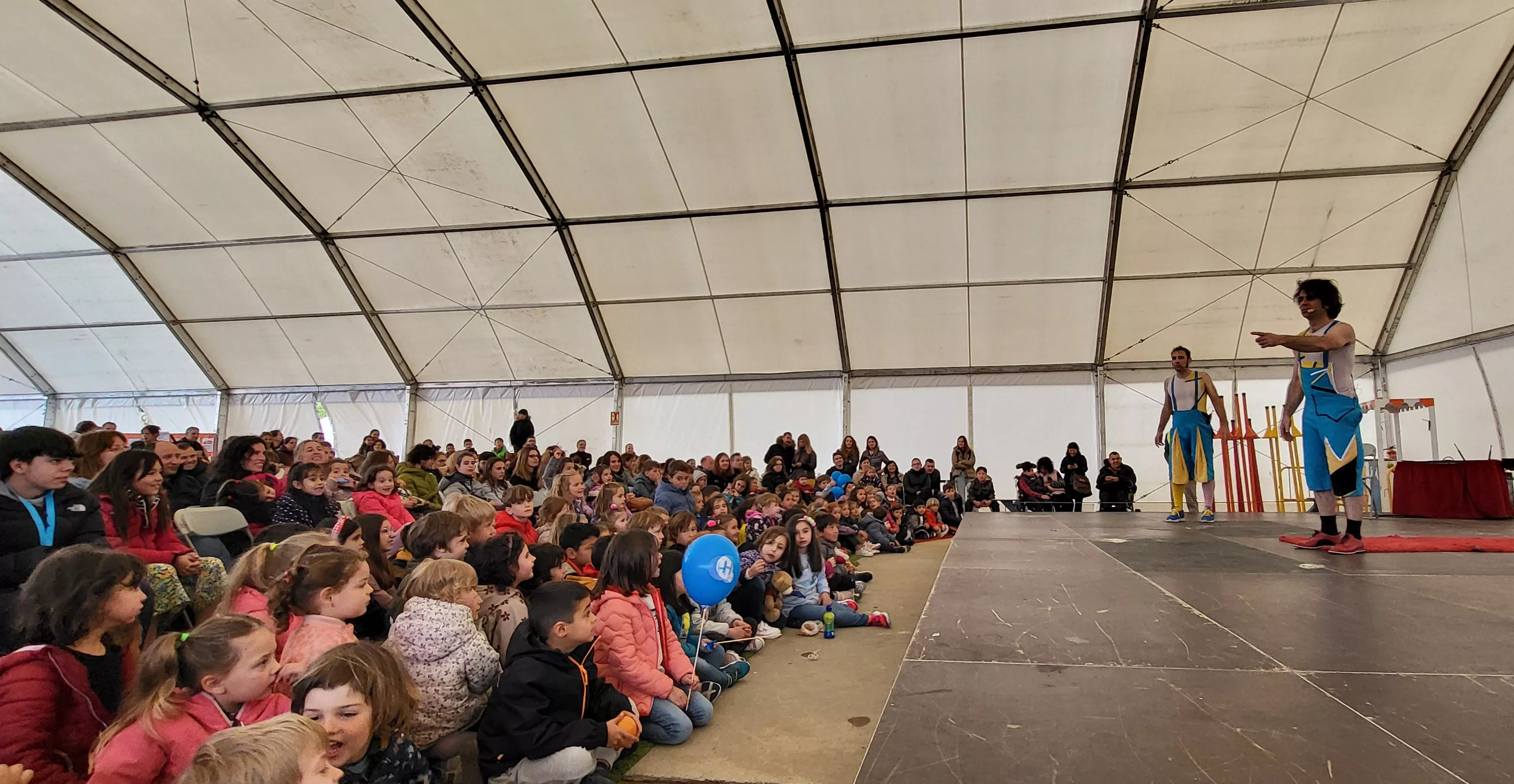 Premarcha Aspace 2024 en el Palacio de Congresos de Huesca. Foto Mercedes Manterola