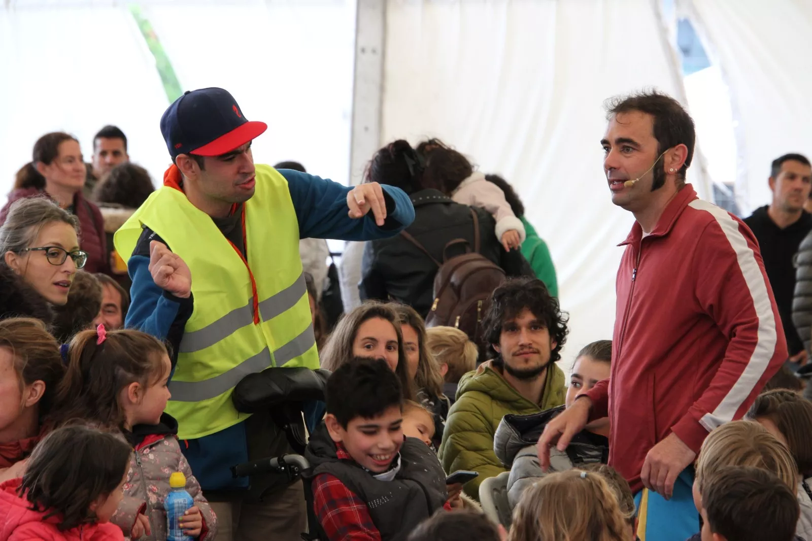 Premarcha Aspace 2024 en el Palacio de Congresos de Huesca. Foto Carlos Neofato