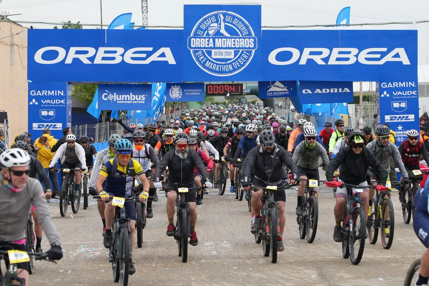 Salida de la Orbea Monegros 2024.