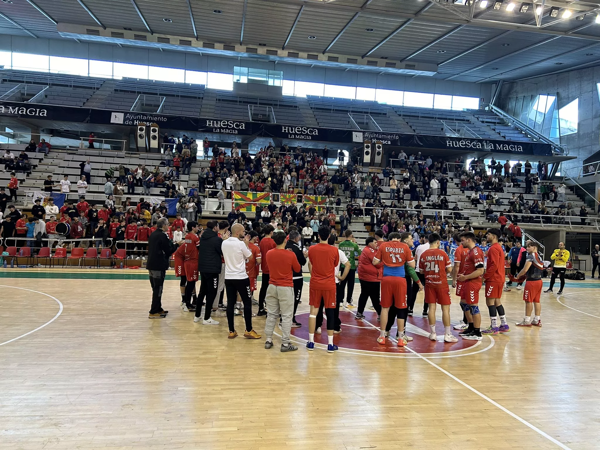 Oscatech Huesca vuelve a ganar y va muy en serio (31-25)