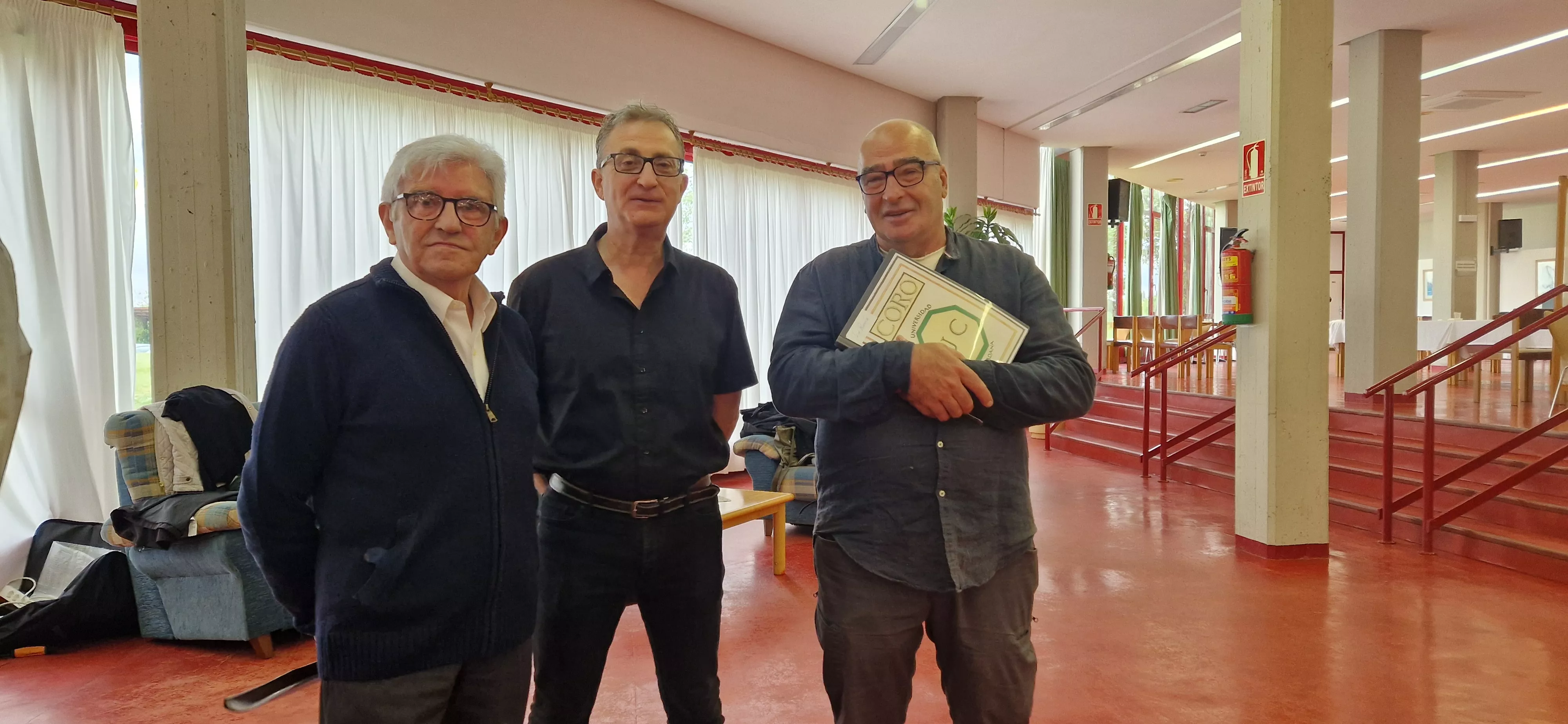 El Coro de la Universidad Ciudadana en la Residencia Ciudad de Huesca. Foto Myriam Martínez