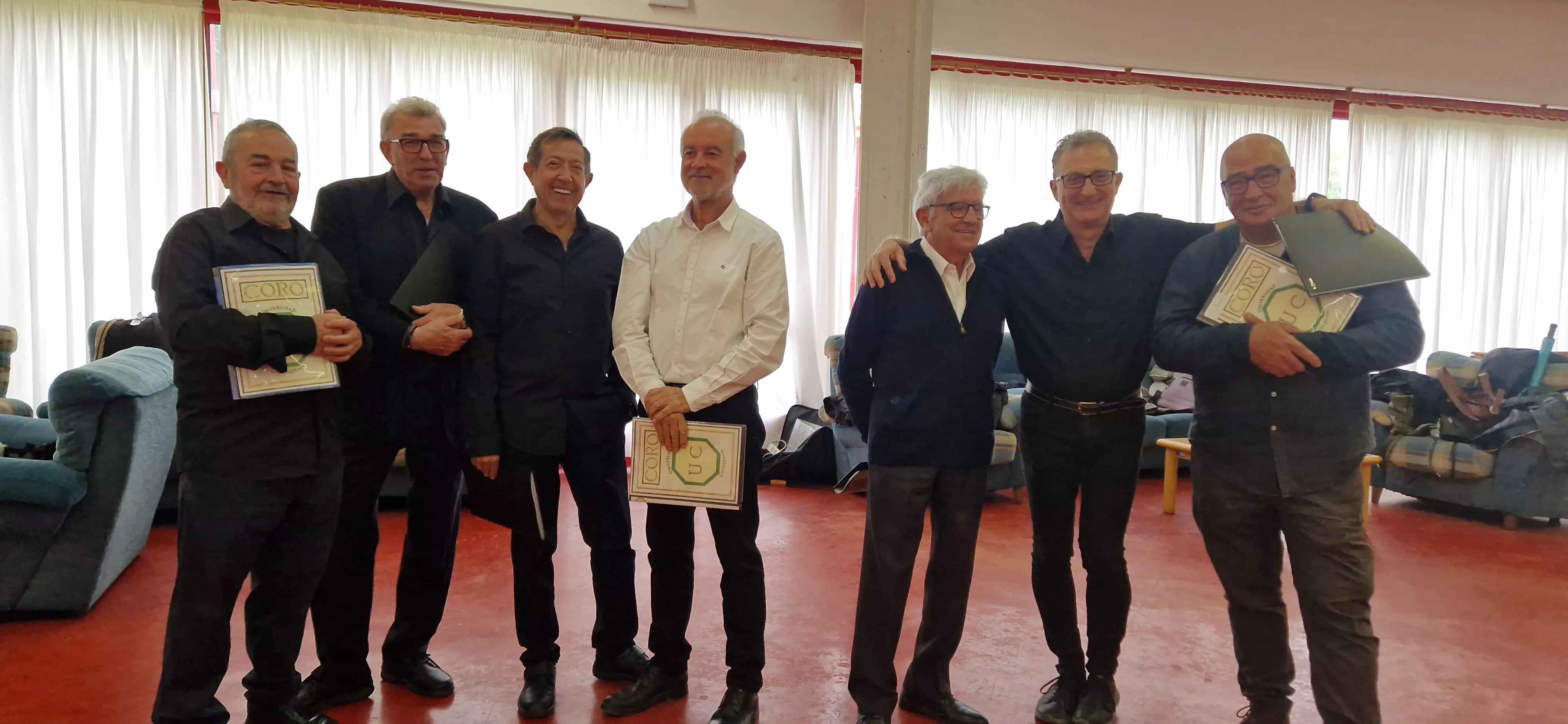 El Coro de la Universidad Ciudadana en la Residencia Ciudad de Huesca. Foto Myriam Martínez