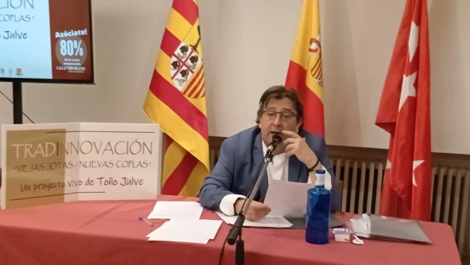 Toño Julve. Toño Julve.