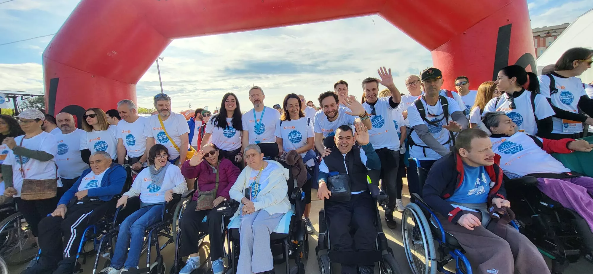 Arranca la 12 Marcha Aspace Huesca. Foto Mercedes Manterola.