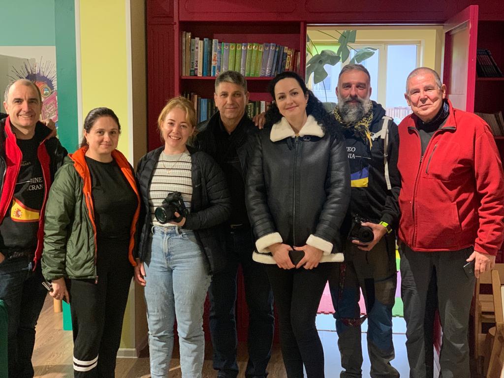 Primera expedición a Ucrania en marzo con ucranianos de vuelta para ponerse a salvo en España.