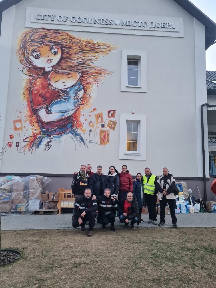 Primera expedición a Ucrania en marzo con ucranianos de vuelta para ponerse a salvo en España.