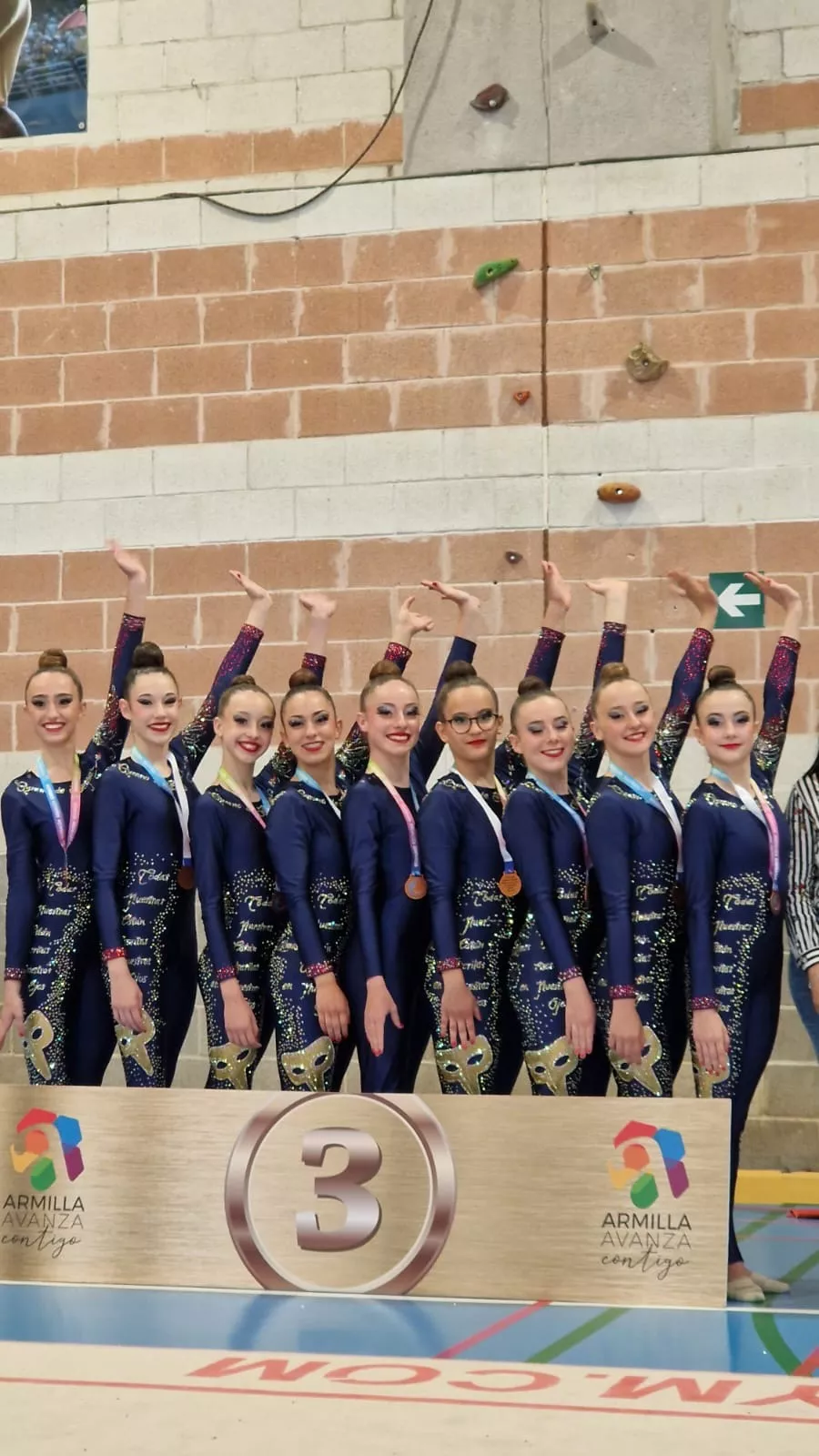 Club 90, Junior, Cyrano