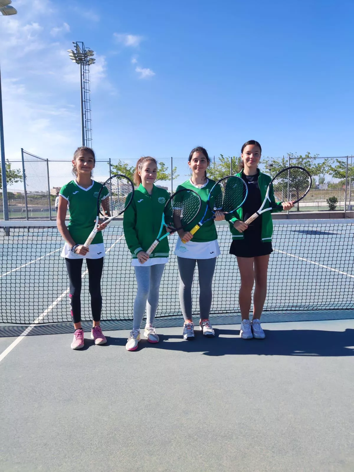 Tenis Osca disputará la final de la liga aragonesa infantil femenina
