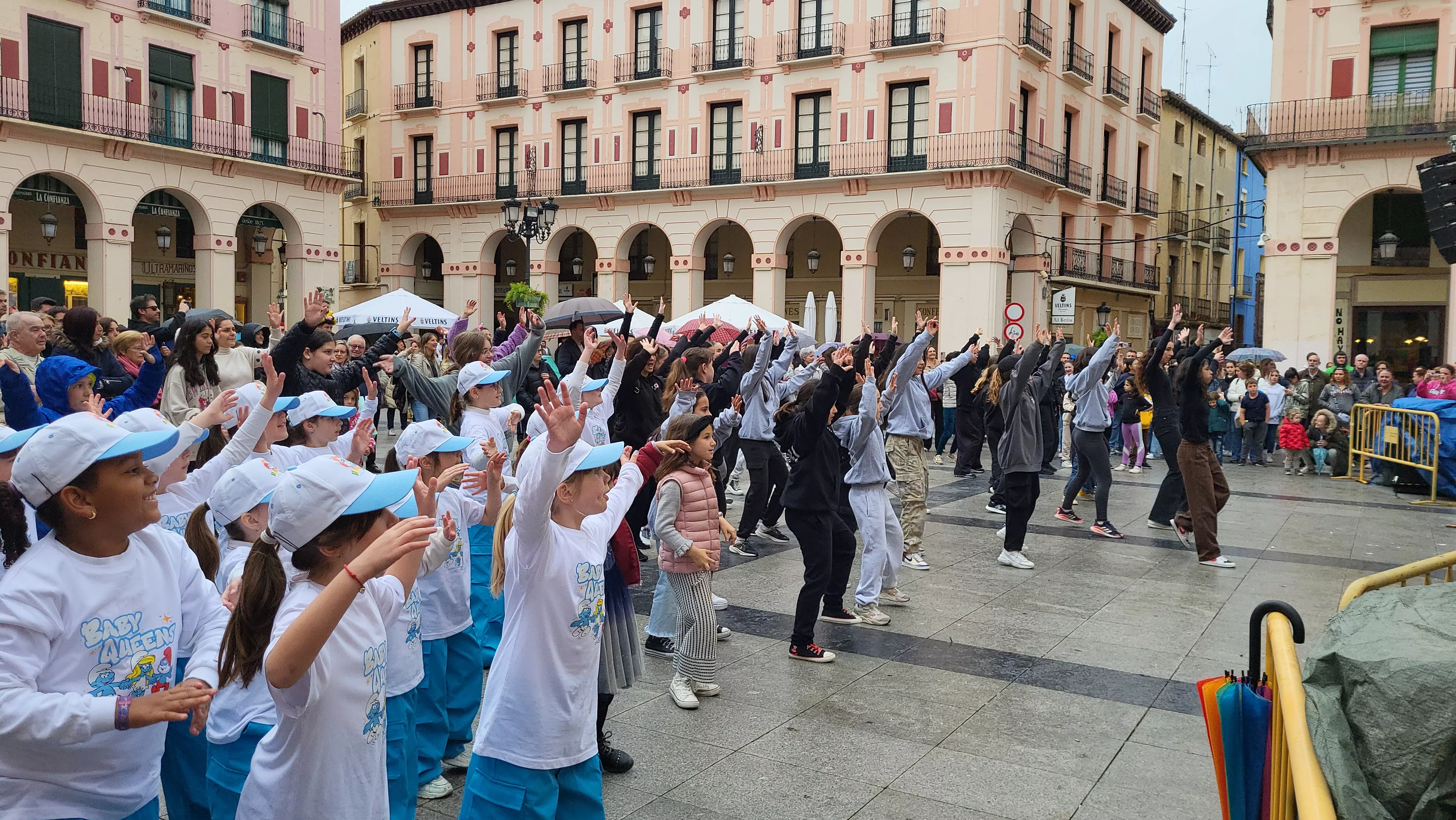 Celebración del Día Internacional de la Danza en Huesca. Foto Mercedes Manterola