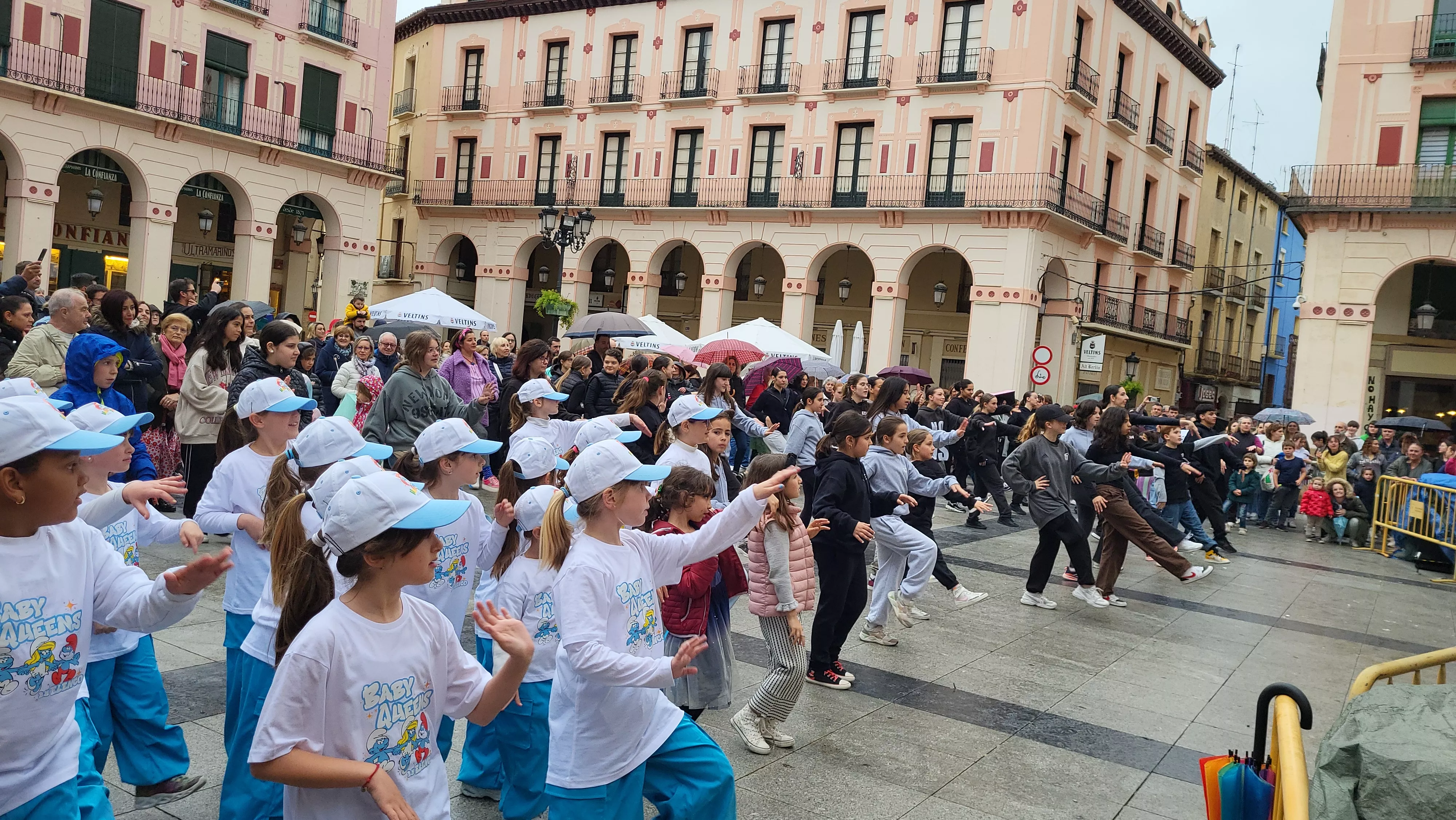 Celebración del Día Internacional de la Danza en Huesca. Foto Mercedes Manterola