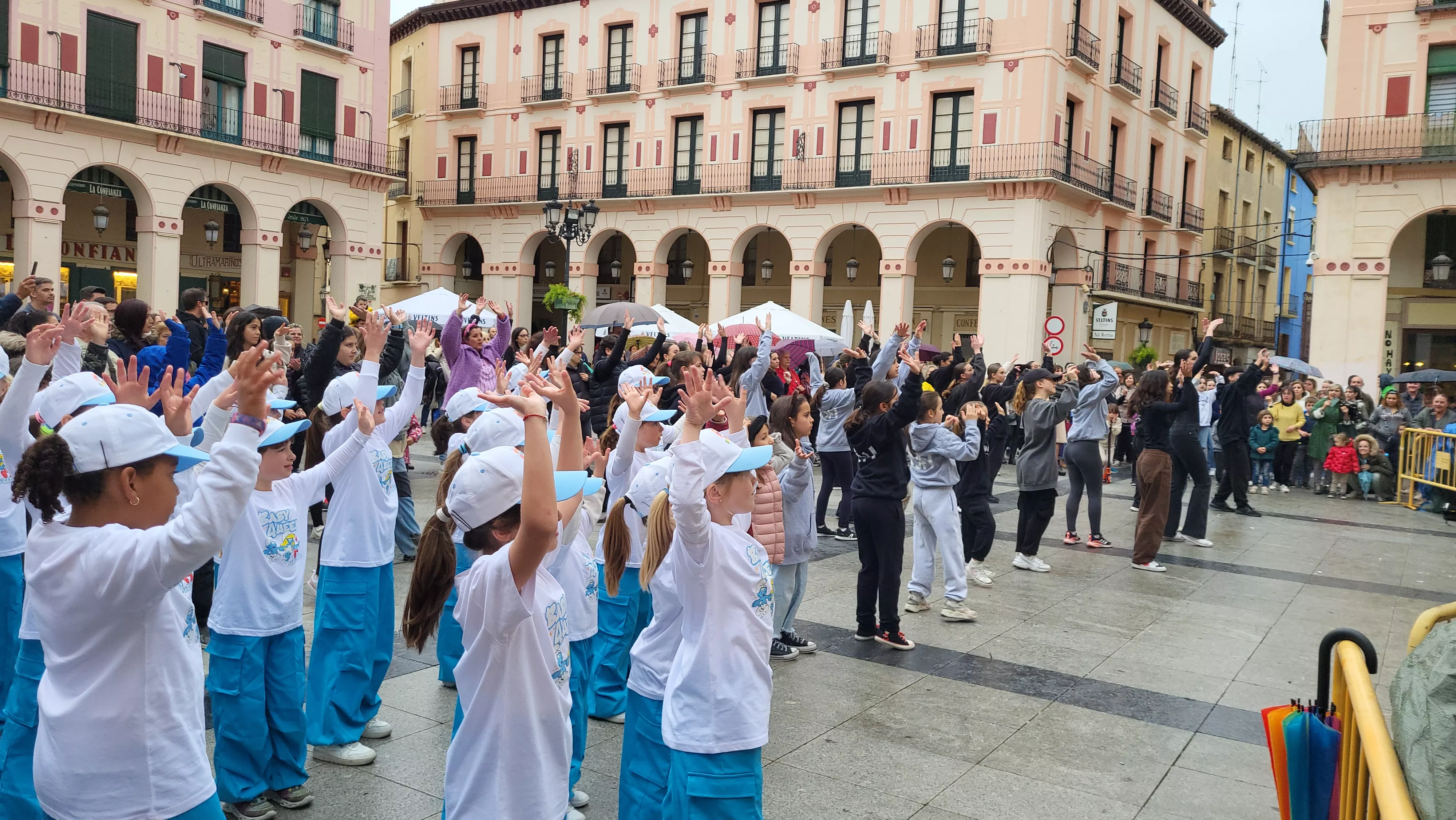 Celebración del Día Internacional de la Danza en Huesca. Foto Mercedes Manterola