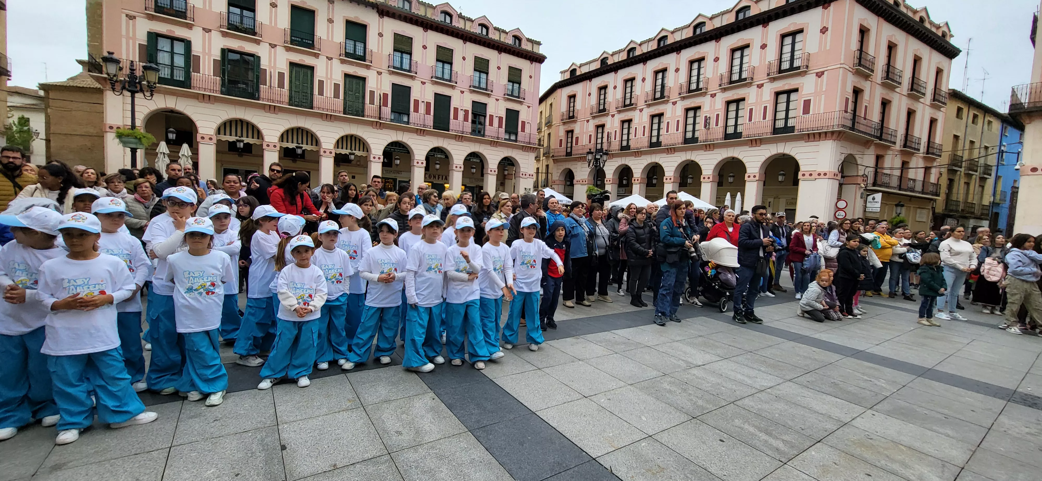 Celebración del Día Internacional de la Danza en Huesca. Foto Mercedes Manterola