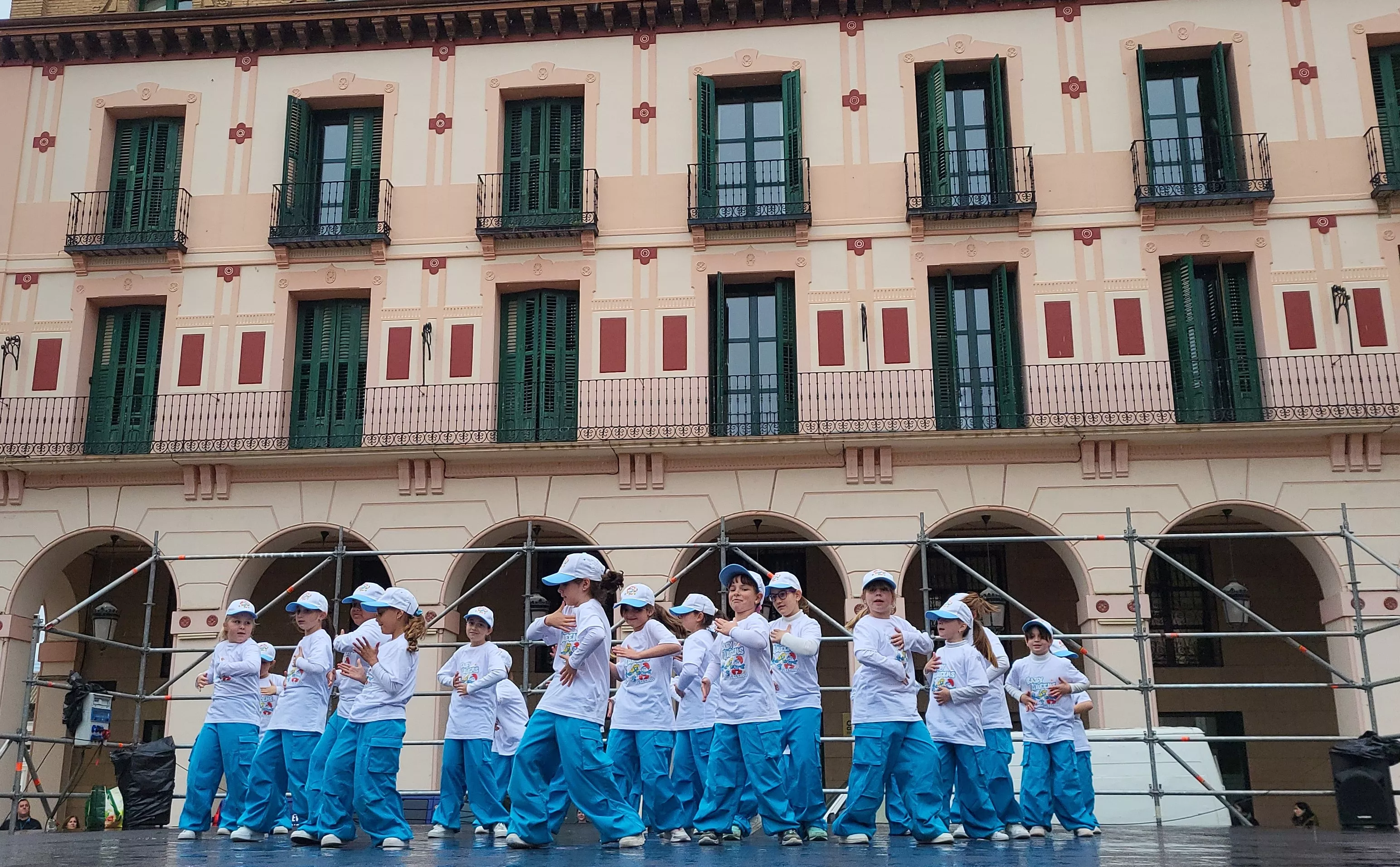 Celebración del Día Internacional de la Danza en Huesca. Foto Mercedes Manterola