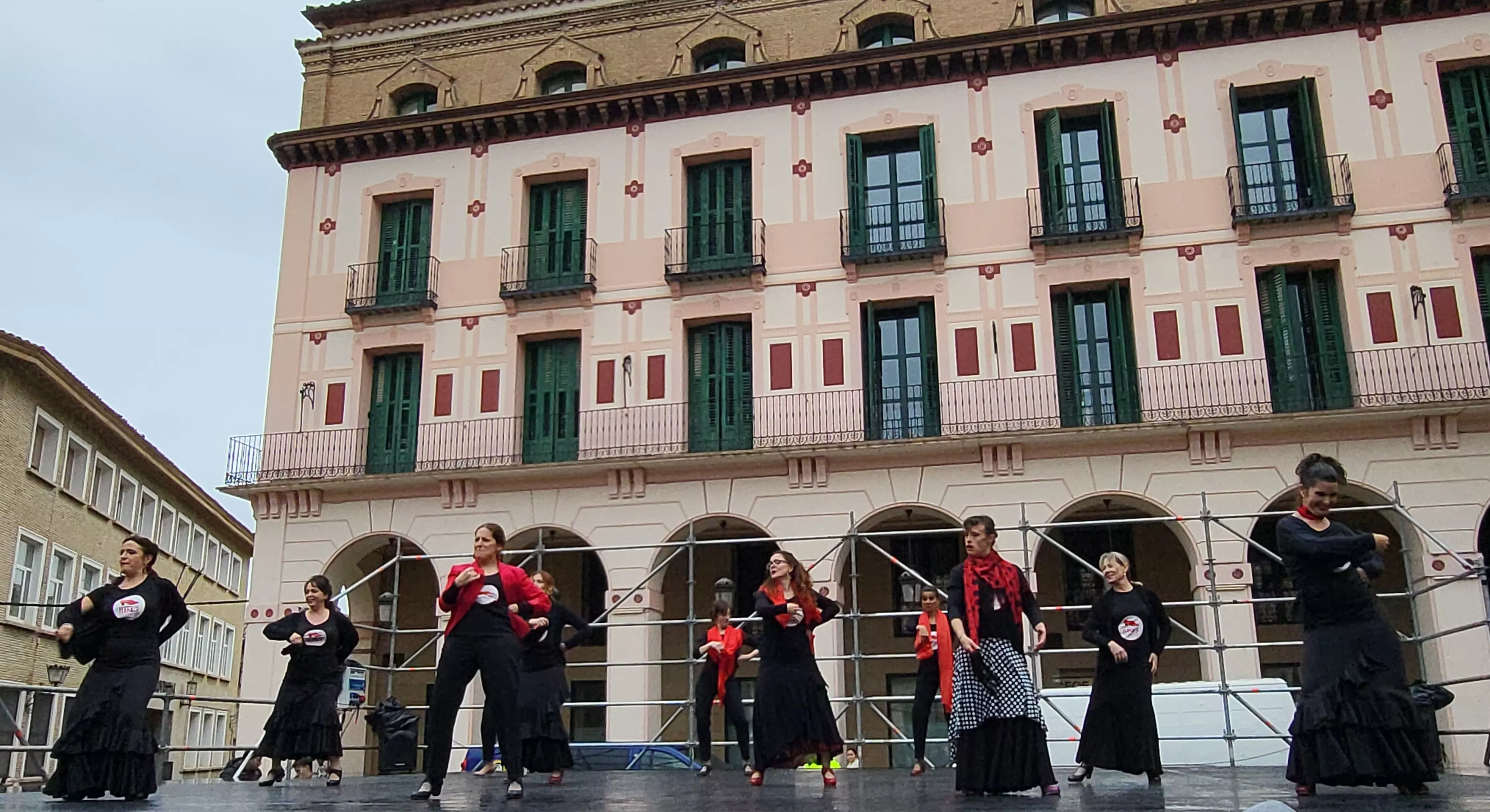 Celebración del Día Internacional de la Danza en Huesca. Foto Mercedes Manterola