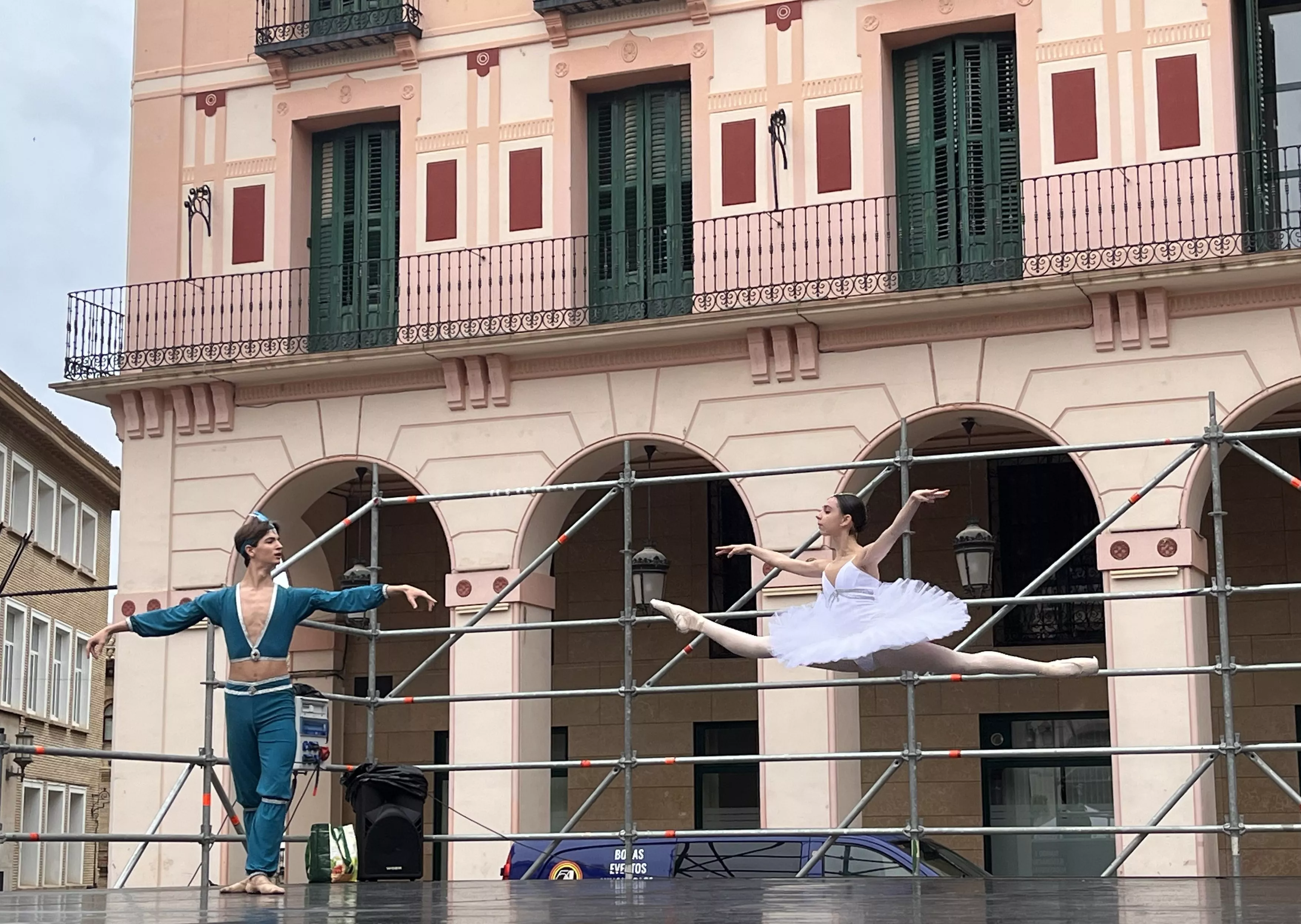 Celebración del Día Internacional de la Danza en Huesca. Foto Mercedes Manterola