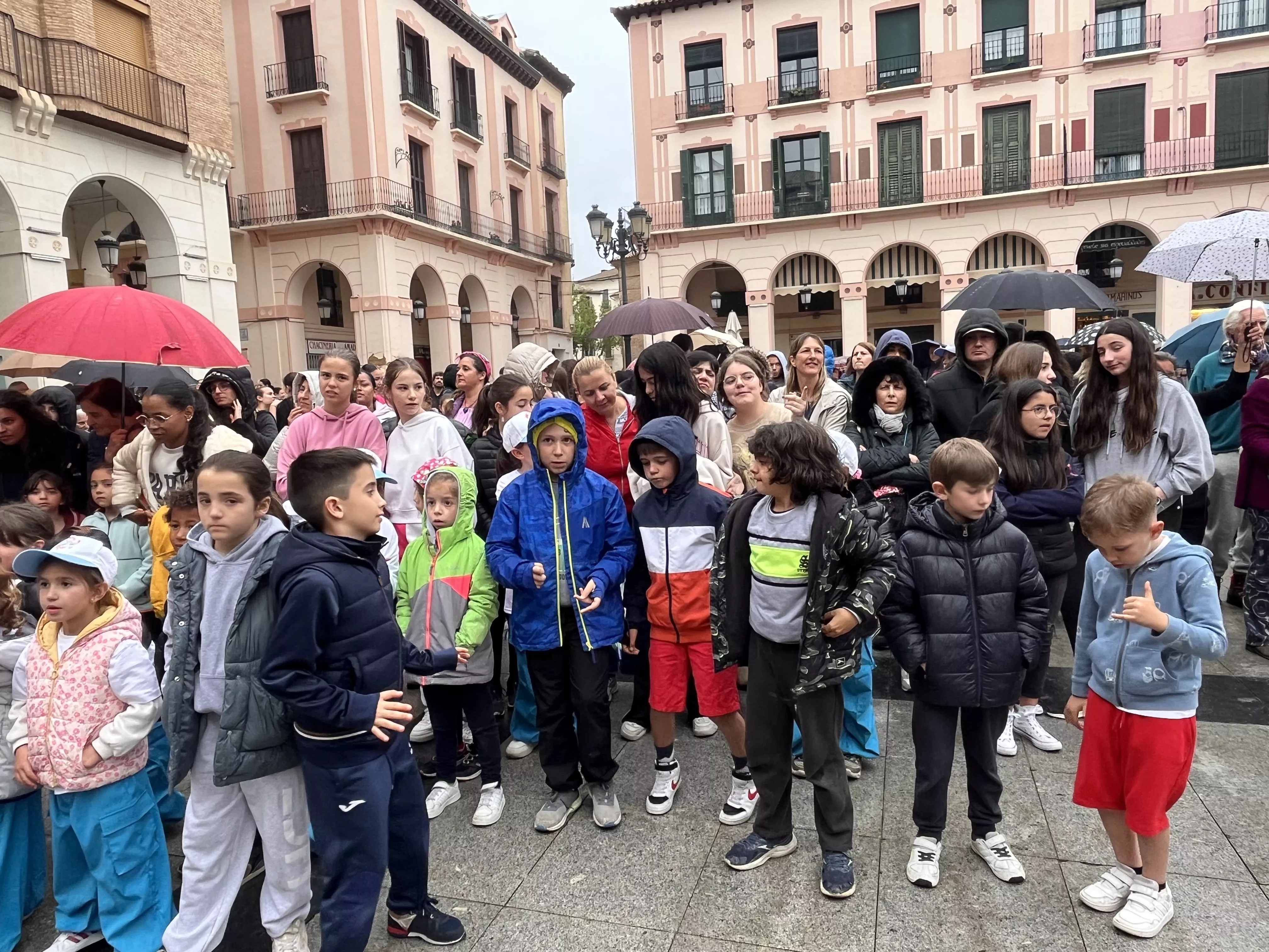 Celebración del Día Internacional de la Danza en Huesca. Foto Mercedes Manterola