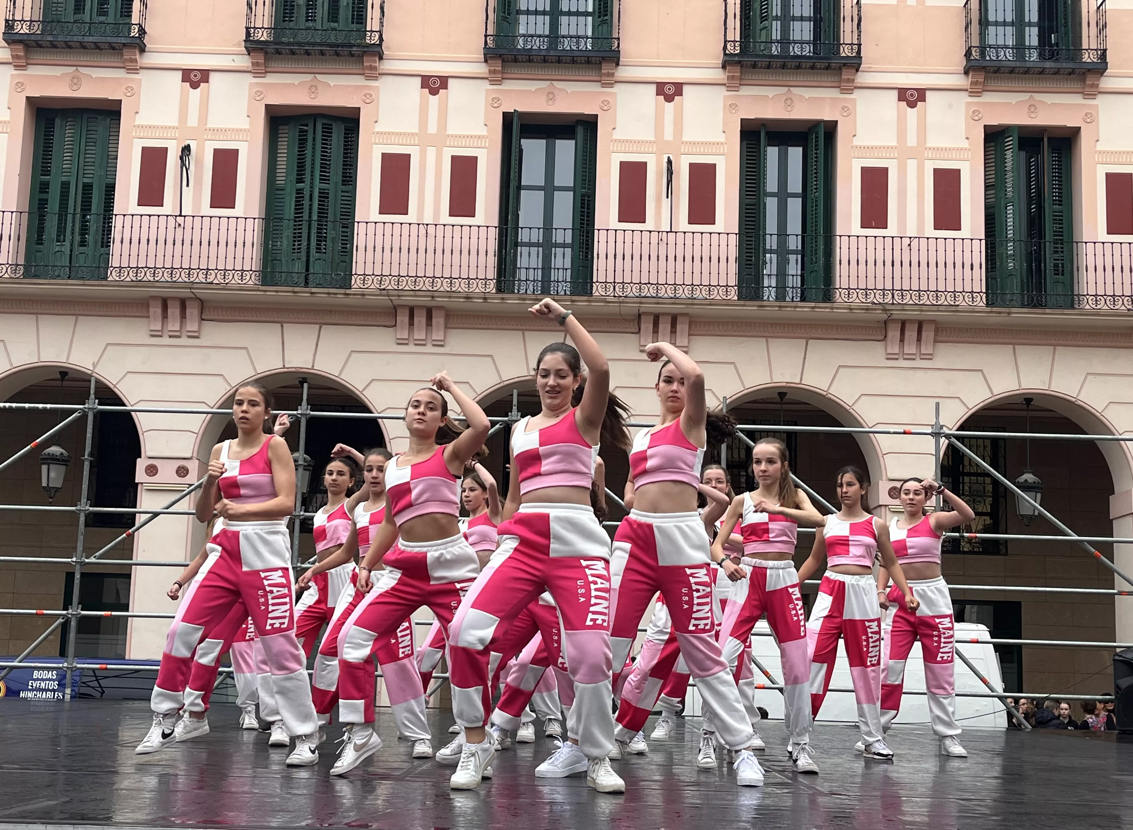 Celebración del Día Internacional de la Danza en Huesca. Foto Mercedes Manterola