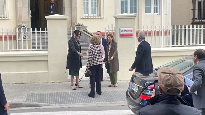 5d2b45b6 c5d3 46a6 a9ed b8f9c06ee043 5d2b45b6 c5d3 46a6 a9ed b8f9c06ee043