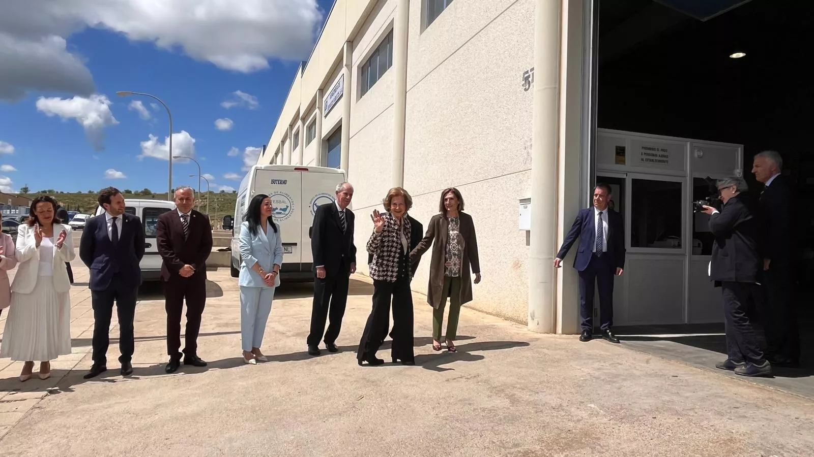 Visita de la Reina Sofía al Banco de Alimentos de Huesca. Foto Mercedes Manterola