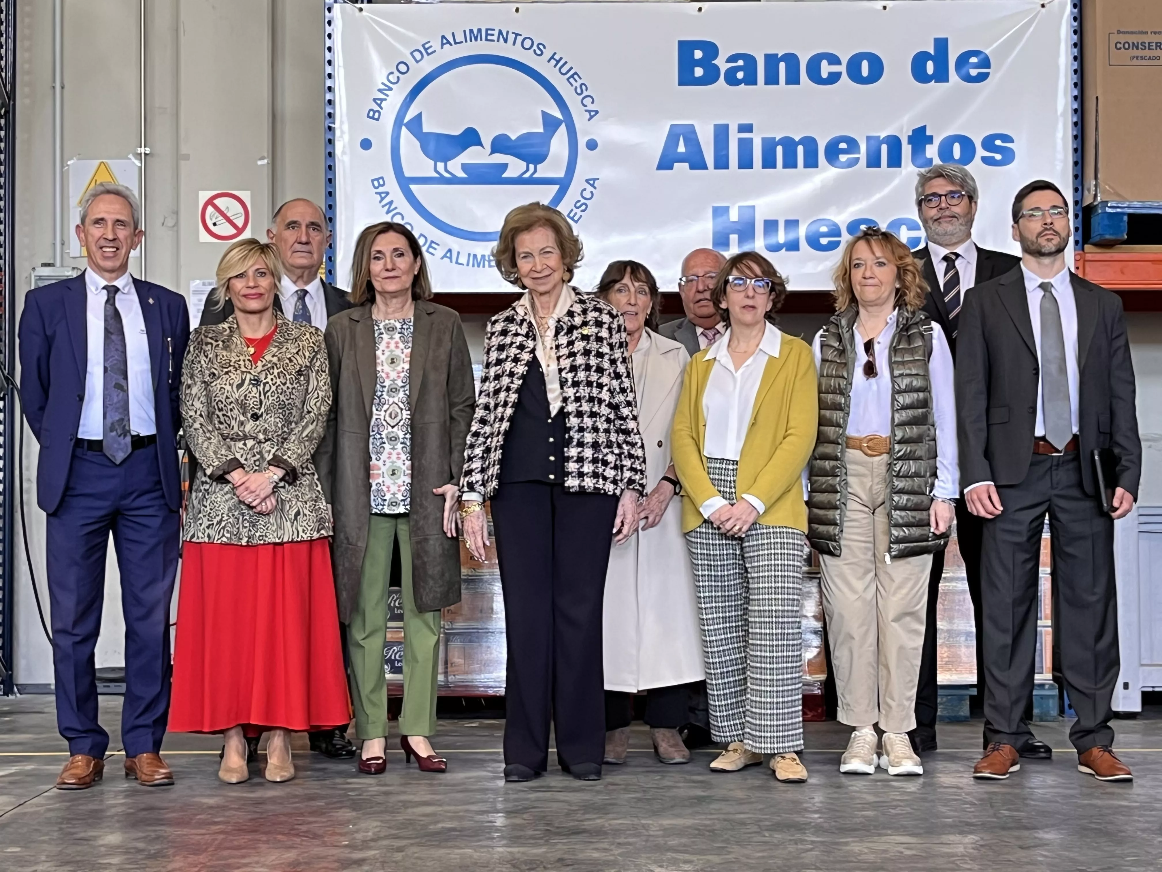 Visita de la Reina Sofía al Banco de Alimentos de Huesca. Foto Mercedes Manterola