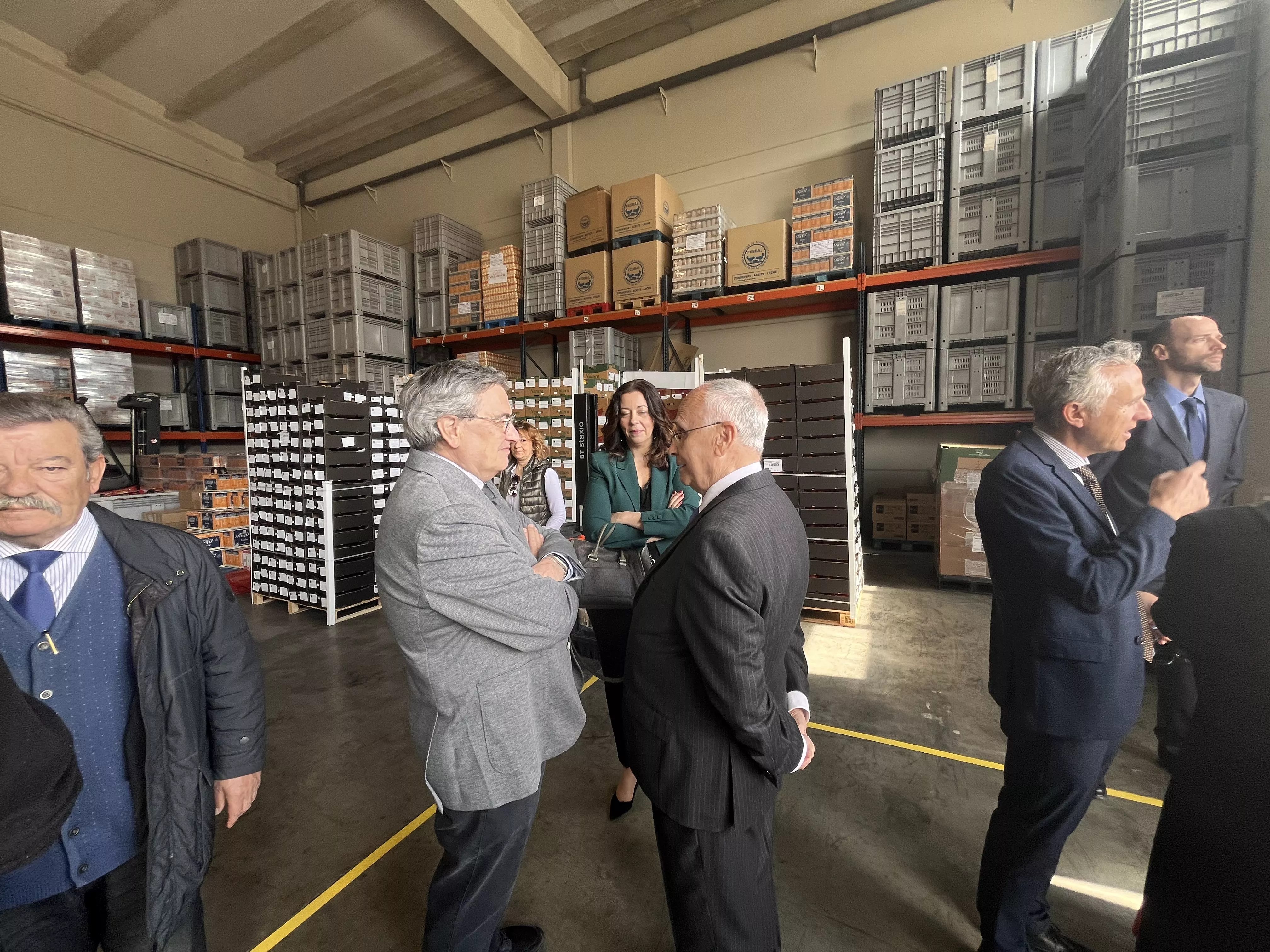 Visita de la Reina Sofía al Banco de Alimentos de Huesca. Foto Mercedes Manterola