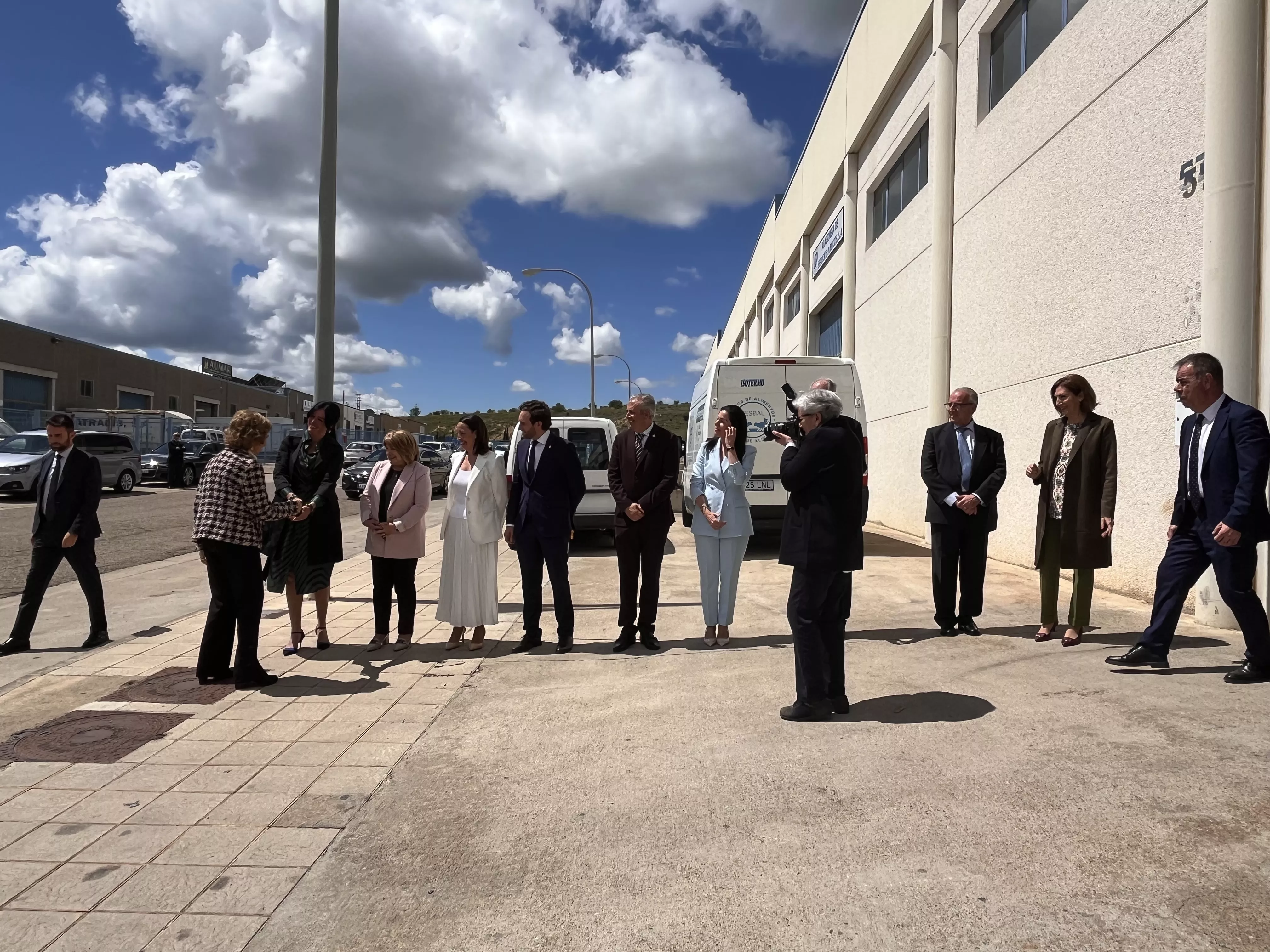 Visita de la Reina Sofía al Banco de Alimentos de Huesca. Foto Mercedes Manterola