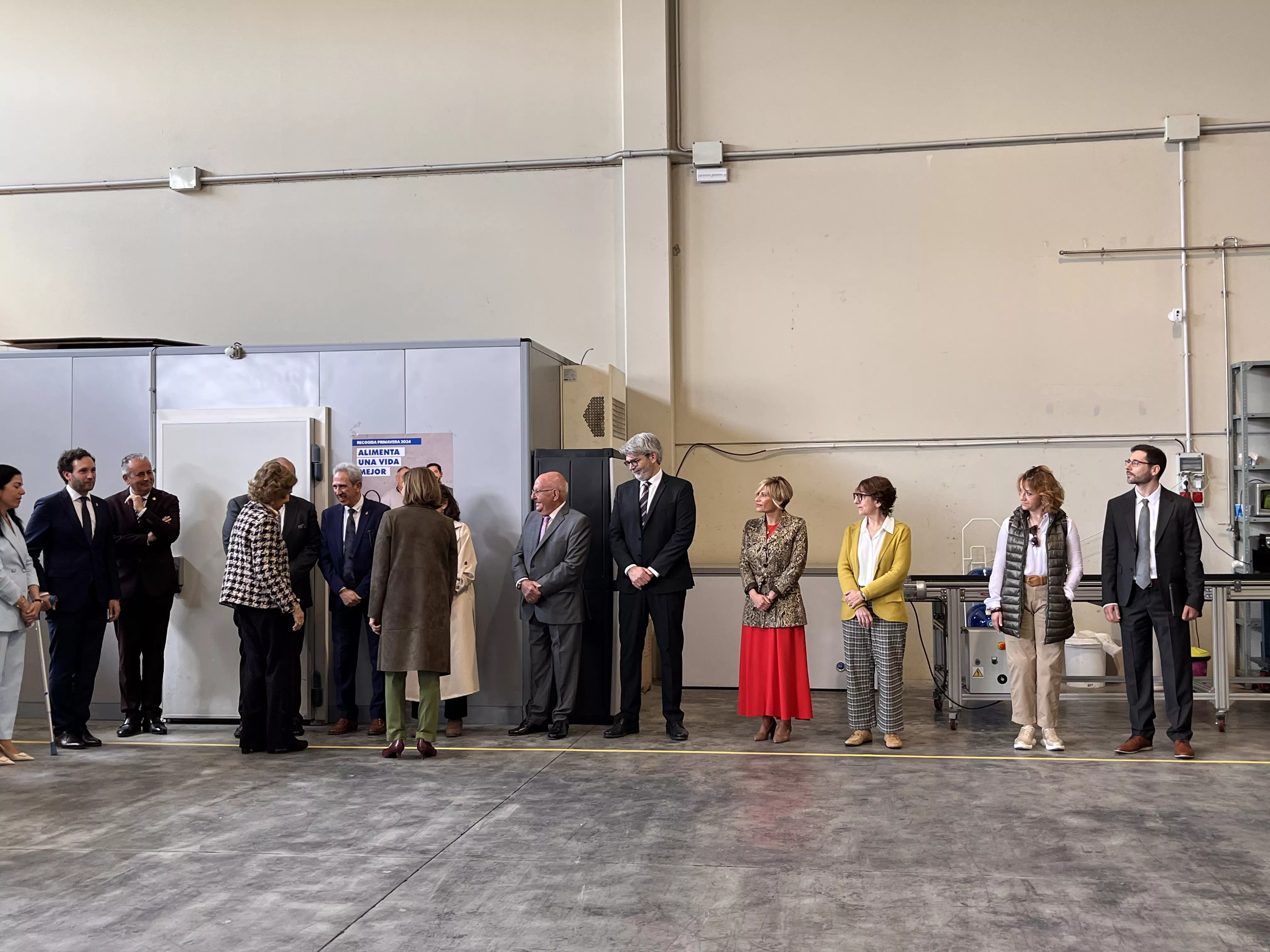 Visita de la Reina Sofía al Banco de Alimentos de Huesca. Foto Mercedes Manterola