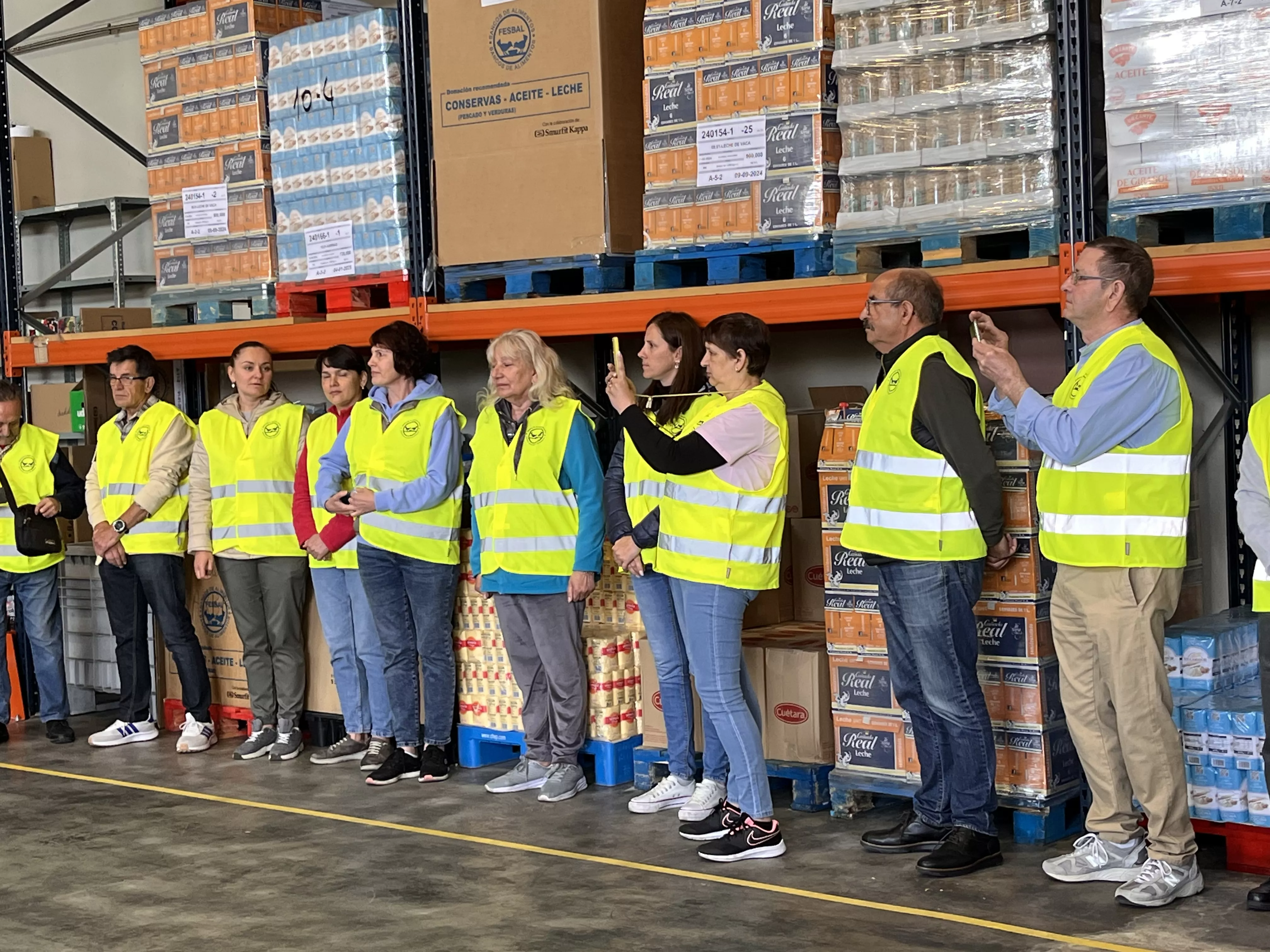 Visita de la Reina Sofía al Banco de Alimentos de Huesca. Foto Mercedes Manterola