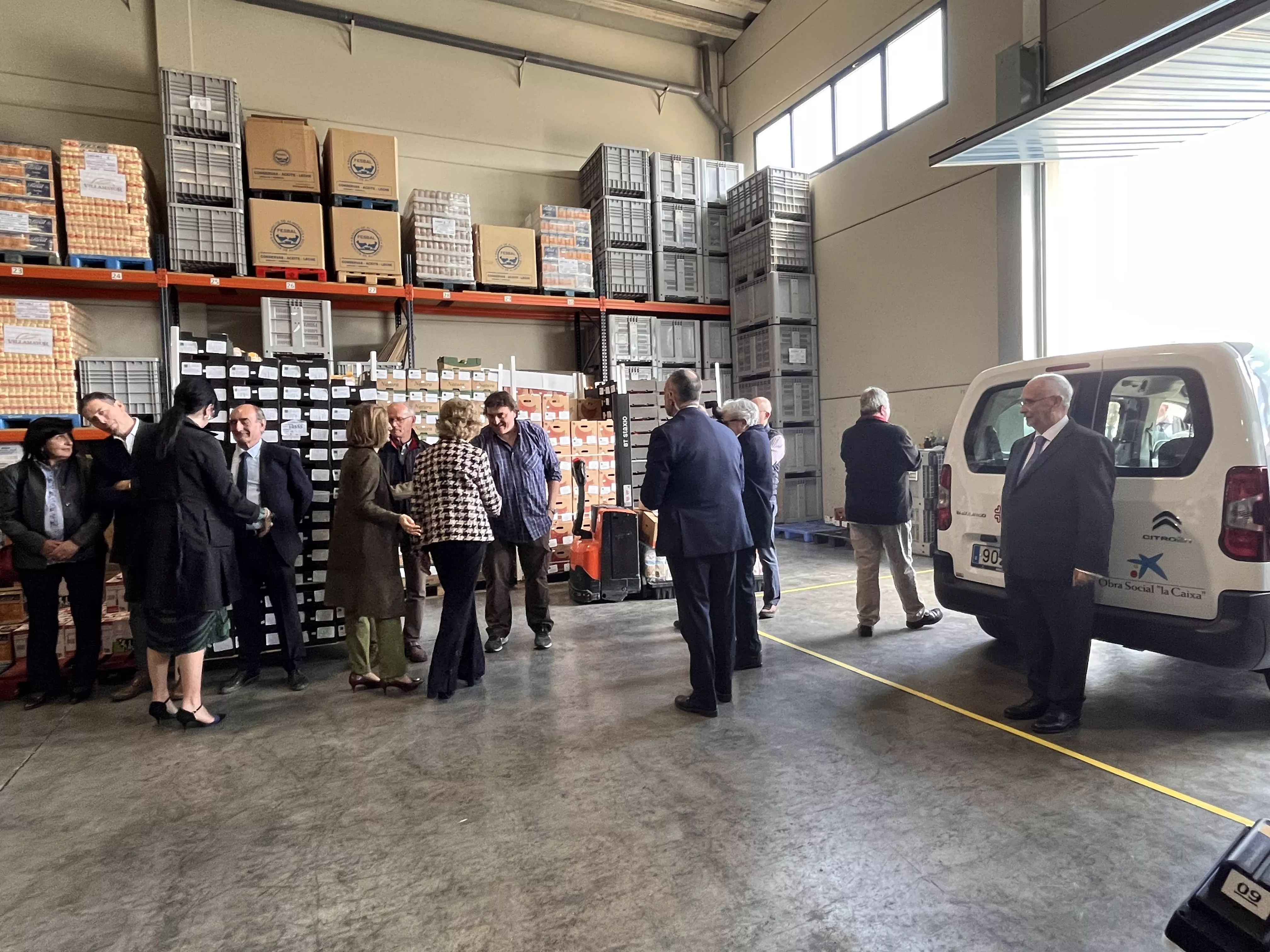 Visita de la Reina Sofía al Banco de Alimentos de Huesca. Foto Mercedes Manterola