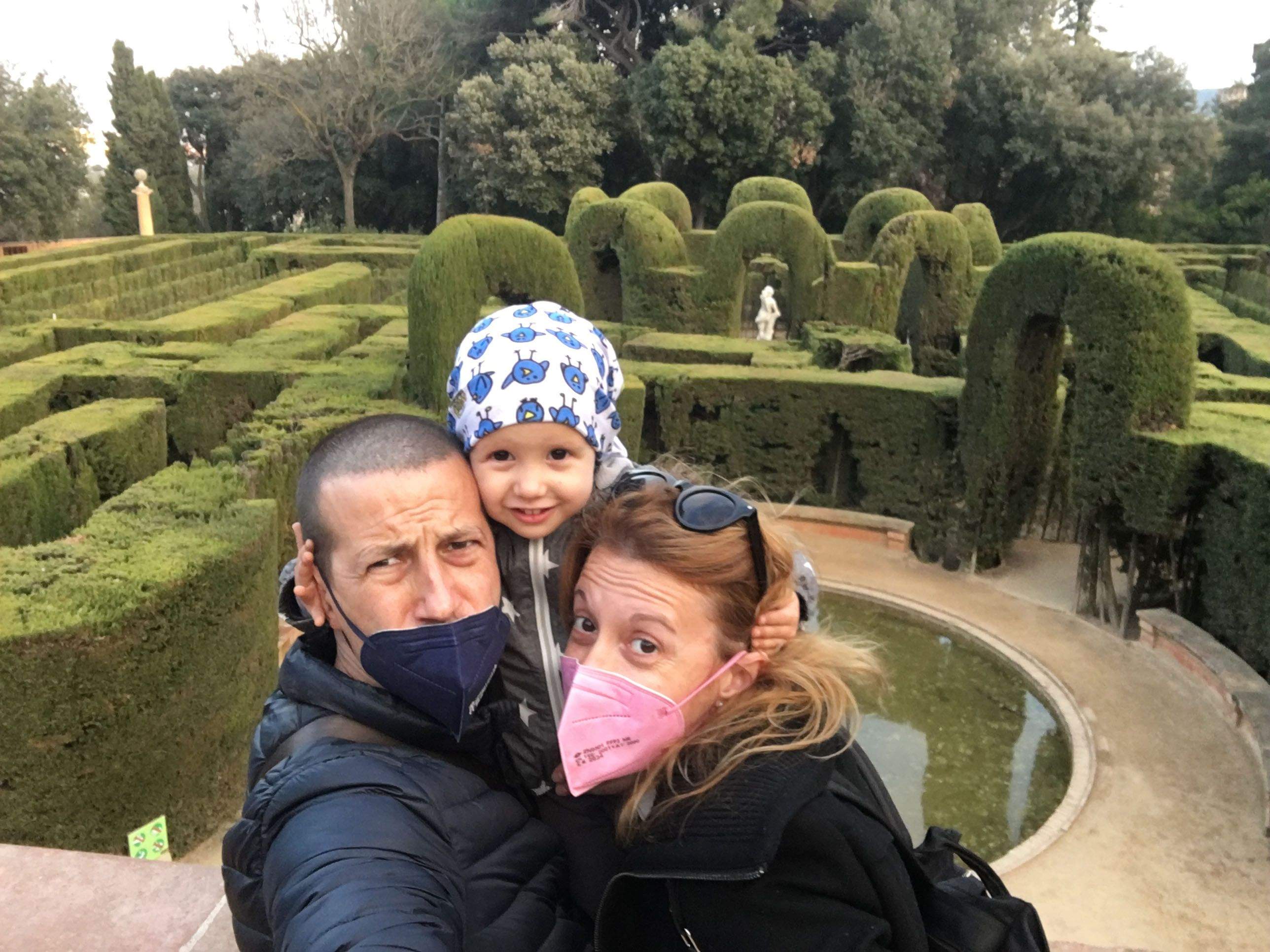 Leire con sus padres, David y Silvia