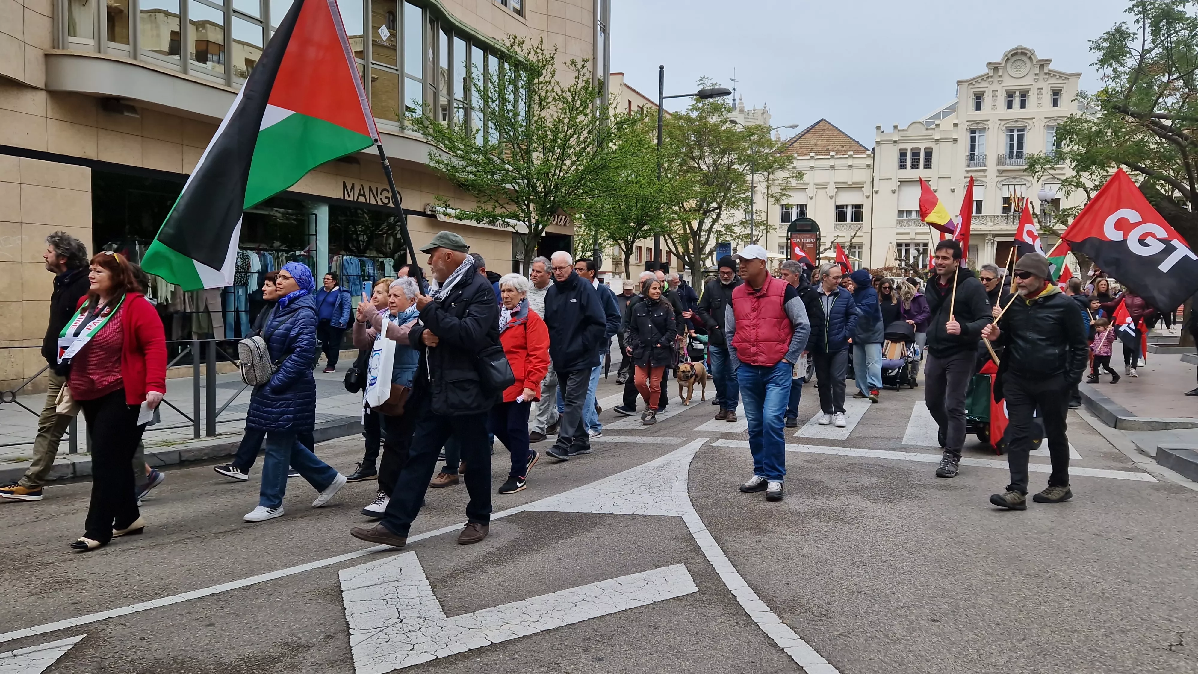 Manifestación de CGT y CNT el 1º de Mayo. Foto Myriam Martínez 