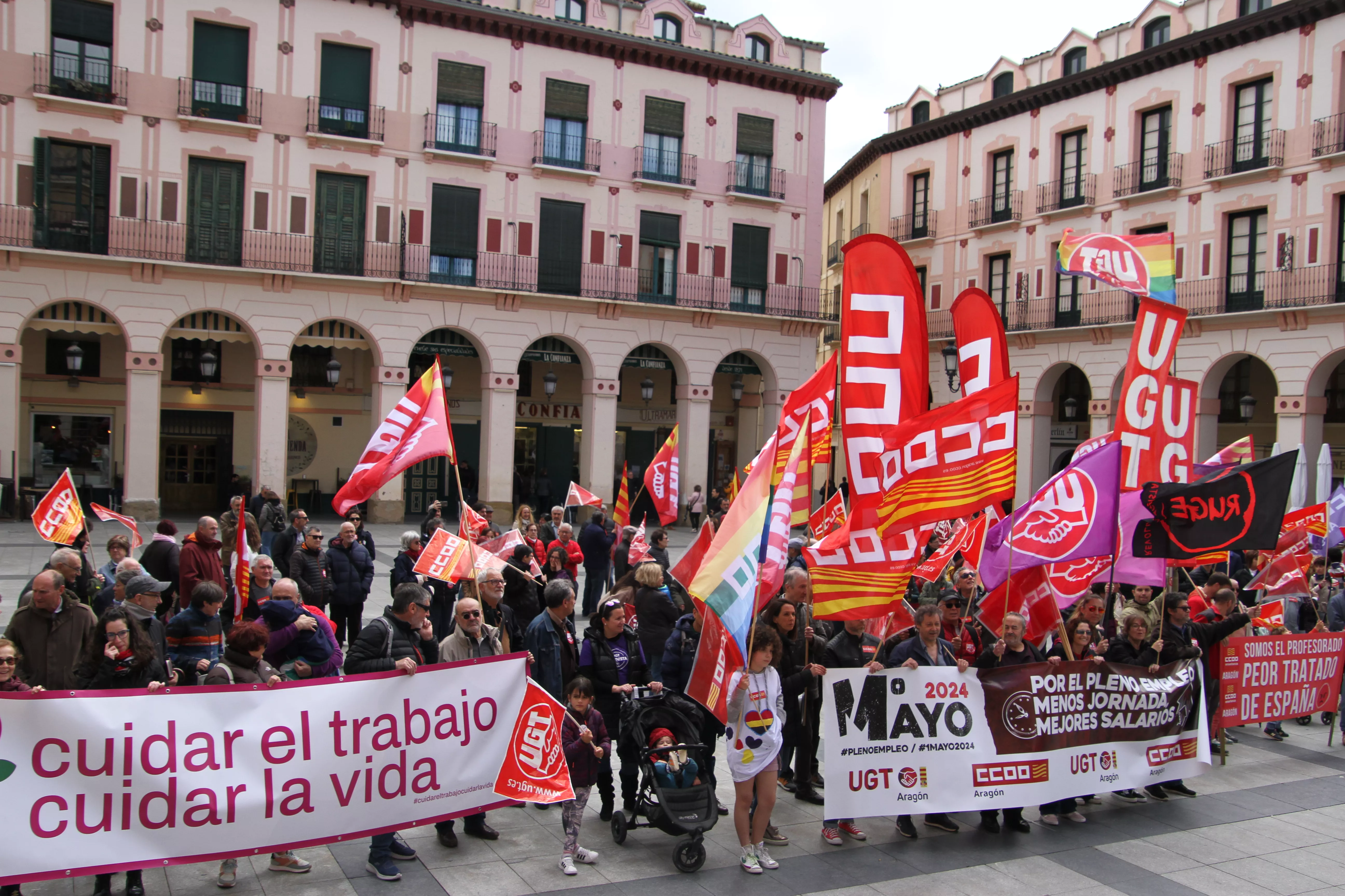 Manifestación del 1º de Mayo de UGT y CCOO en Huesca. Foto Carlos Neofato