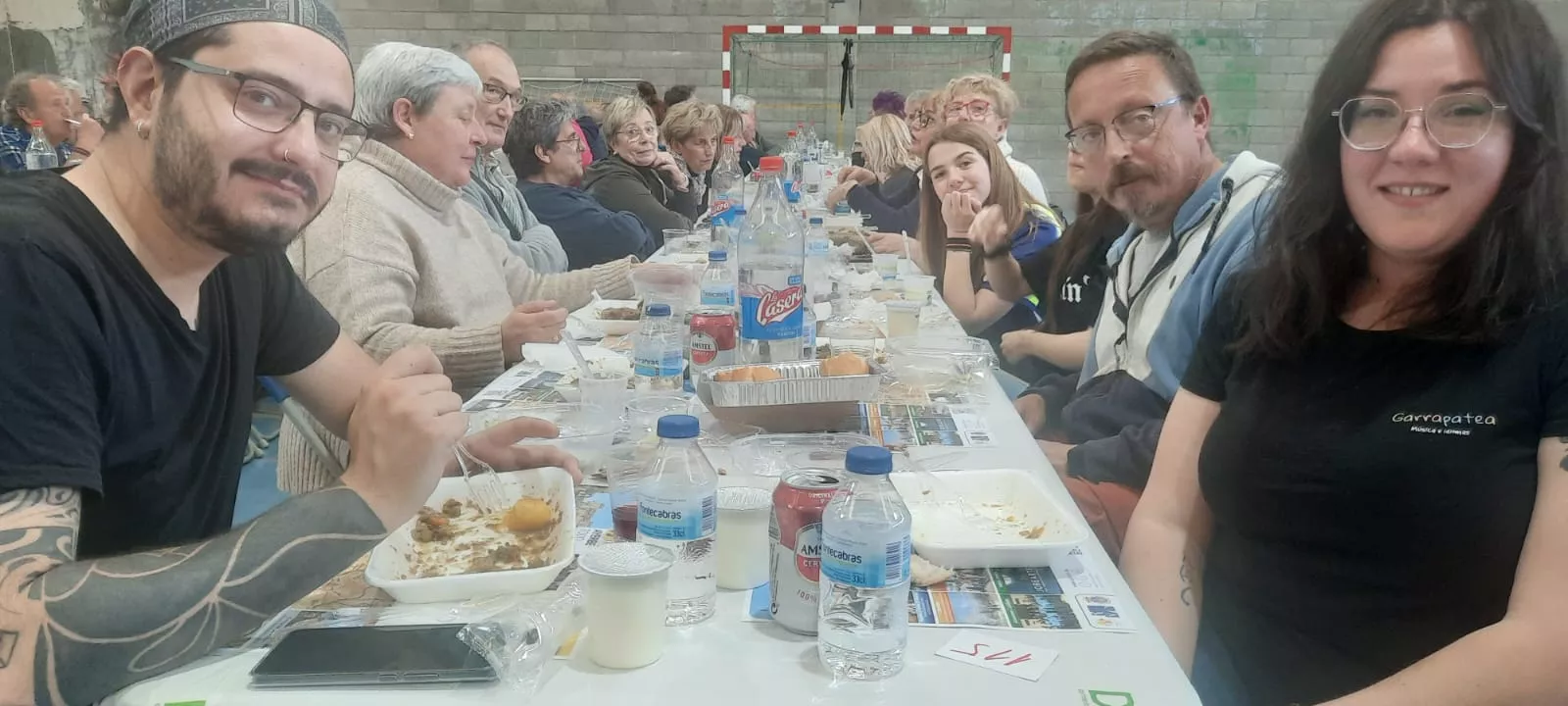Fiesta de voluntarios en Ayerbe del Club Deportivo Padelante