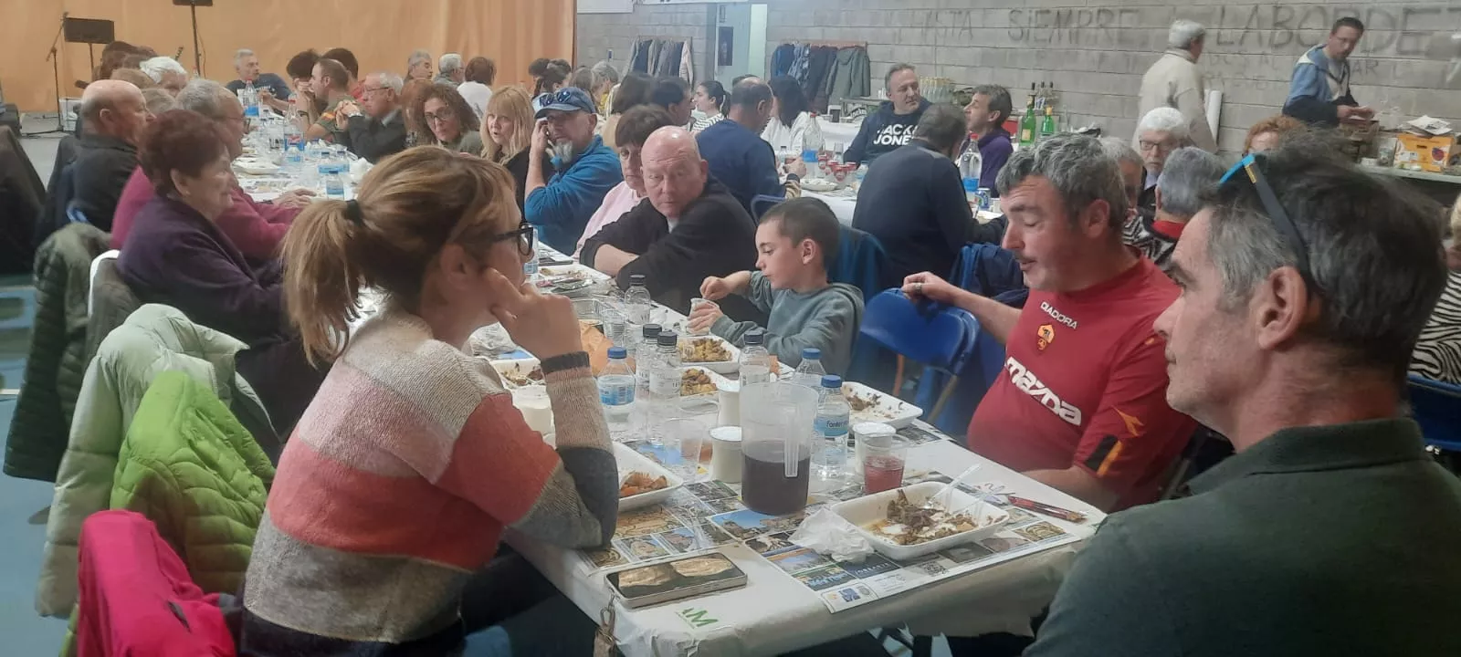 Fiesta de voluntarios en Ayerbe del Club Deportivo Padelante