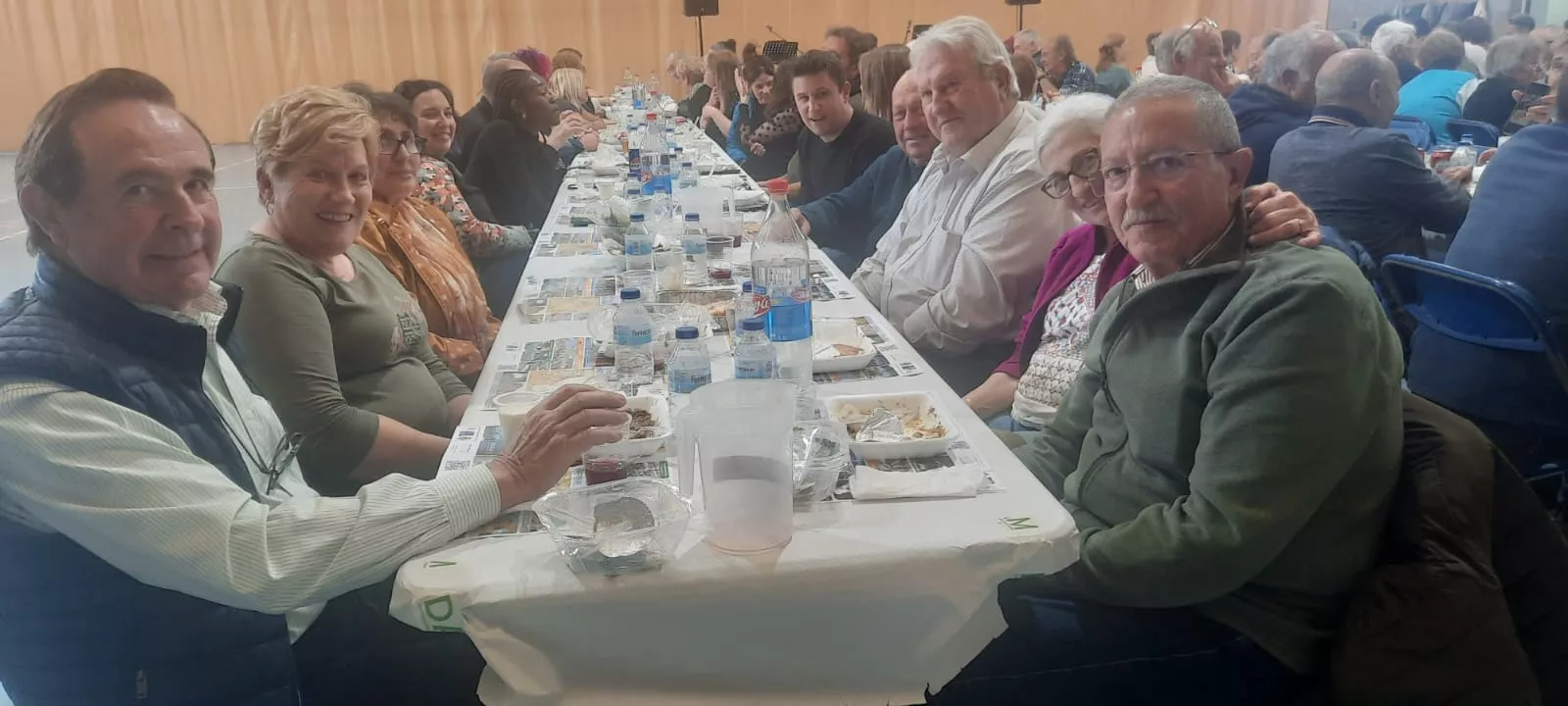 Fiesta de voluntarios en Ayerbe del Club Deportivo Padelante