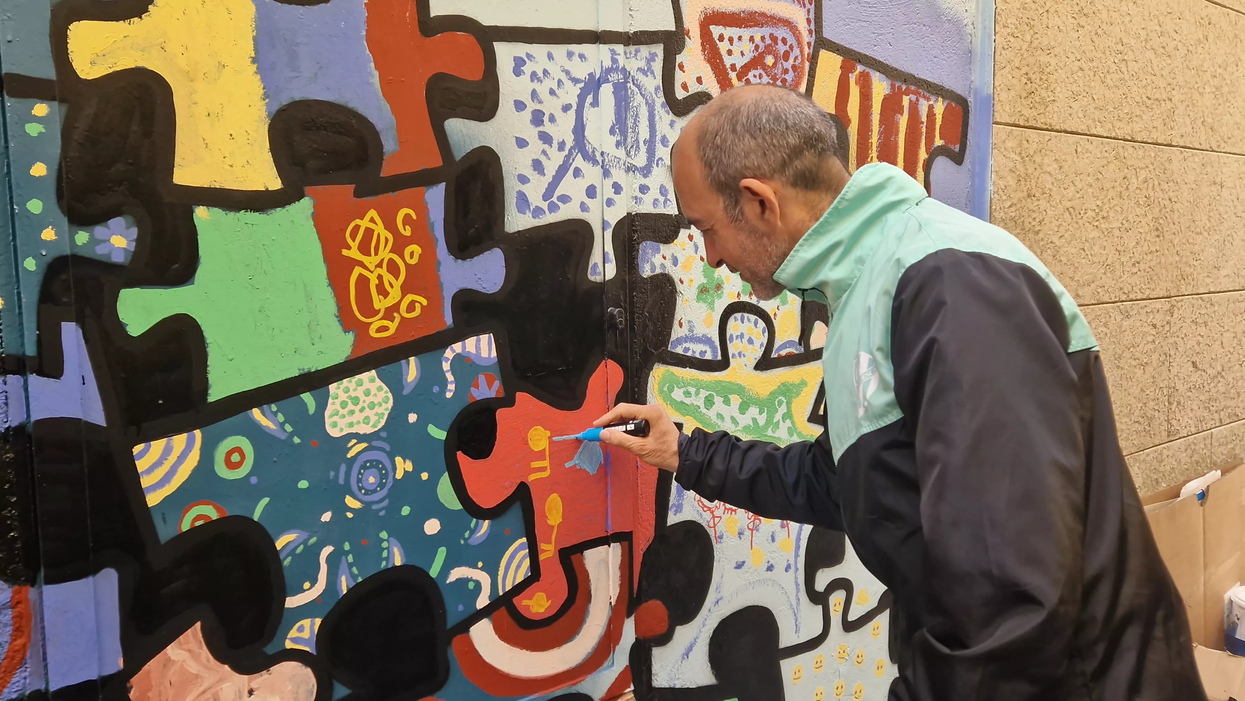 Primer mural colaborativo de Diversario. Foto Myriam Martínez