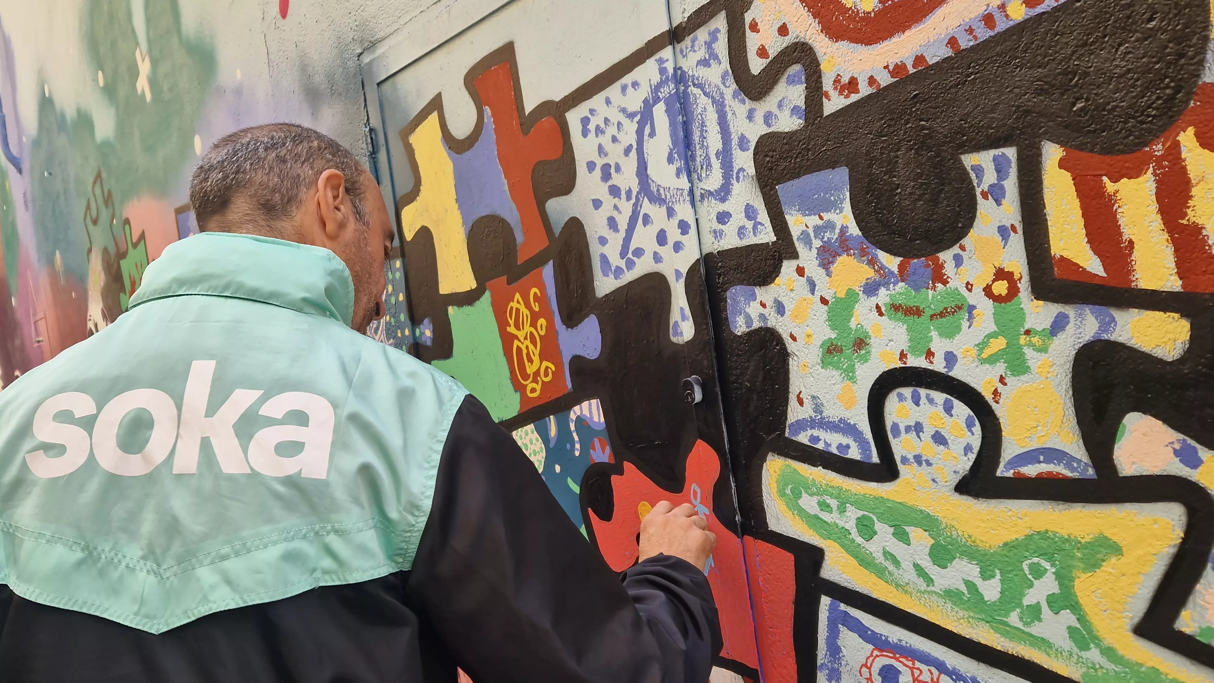 Primer mural colaborativo de Diversario. Foto Myriam Martínez