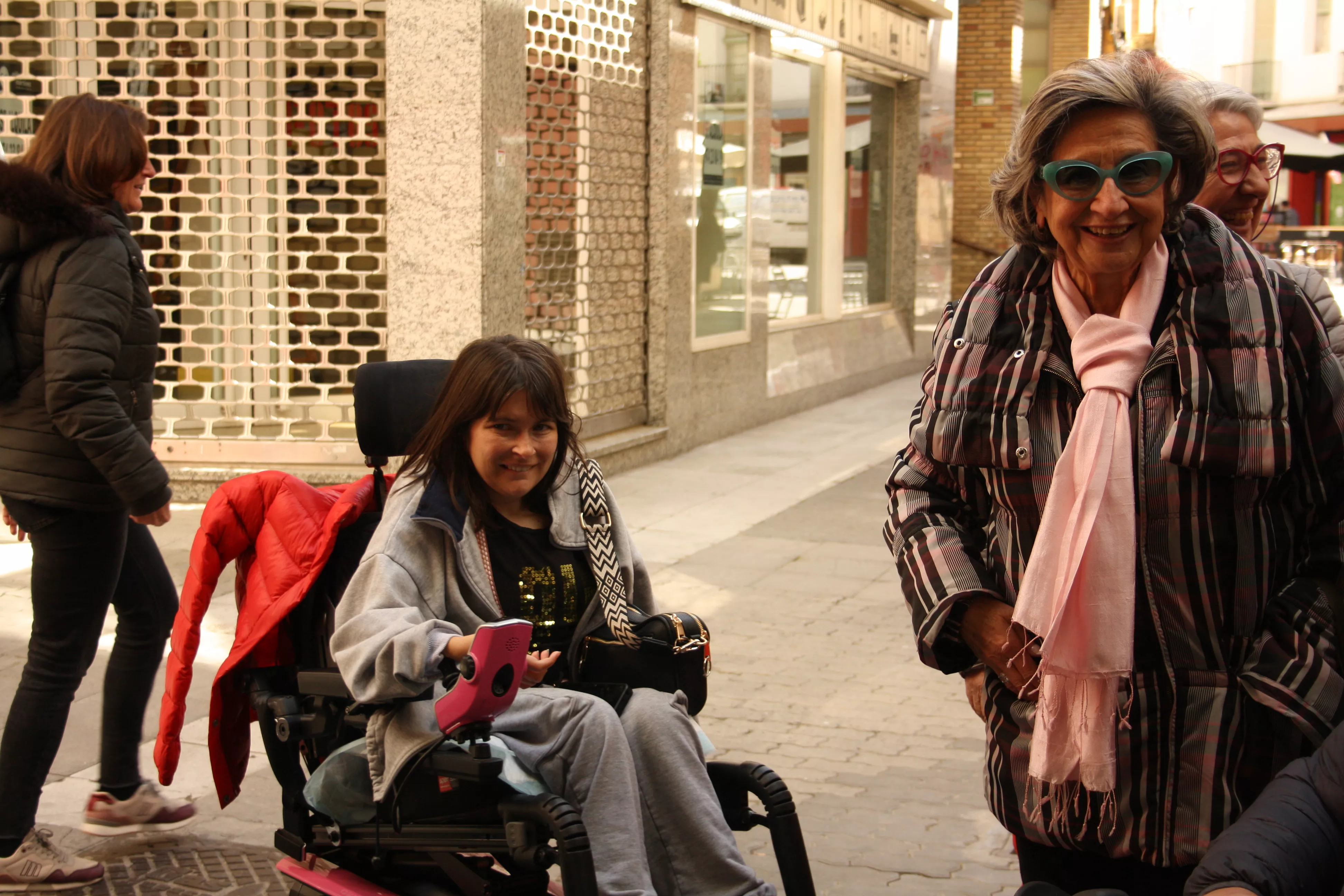 Primer mural colaborativo de Diversario. Foto Meliza Armoa 