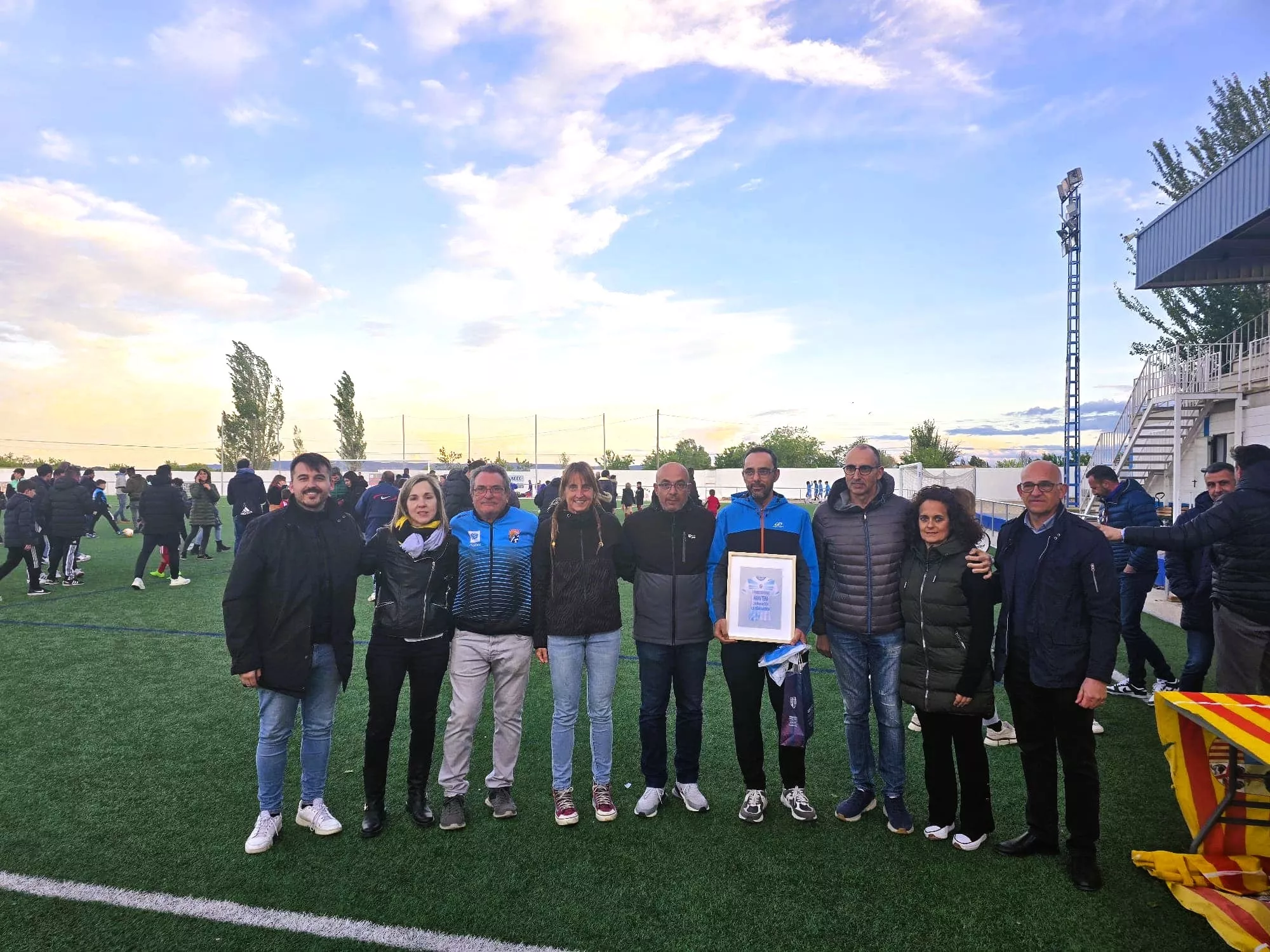 Familiares de Manu Tena en el homenaje.