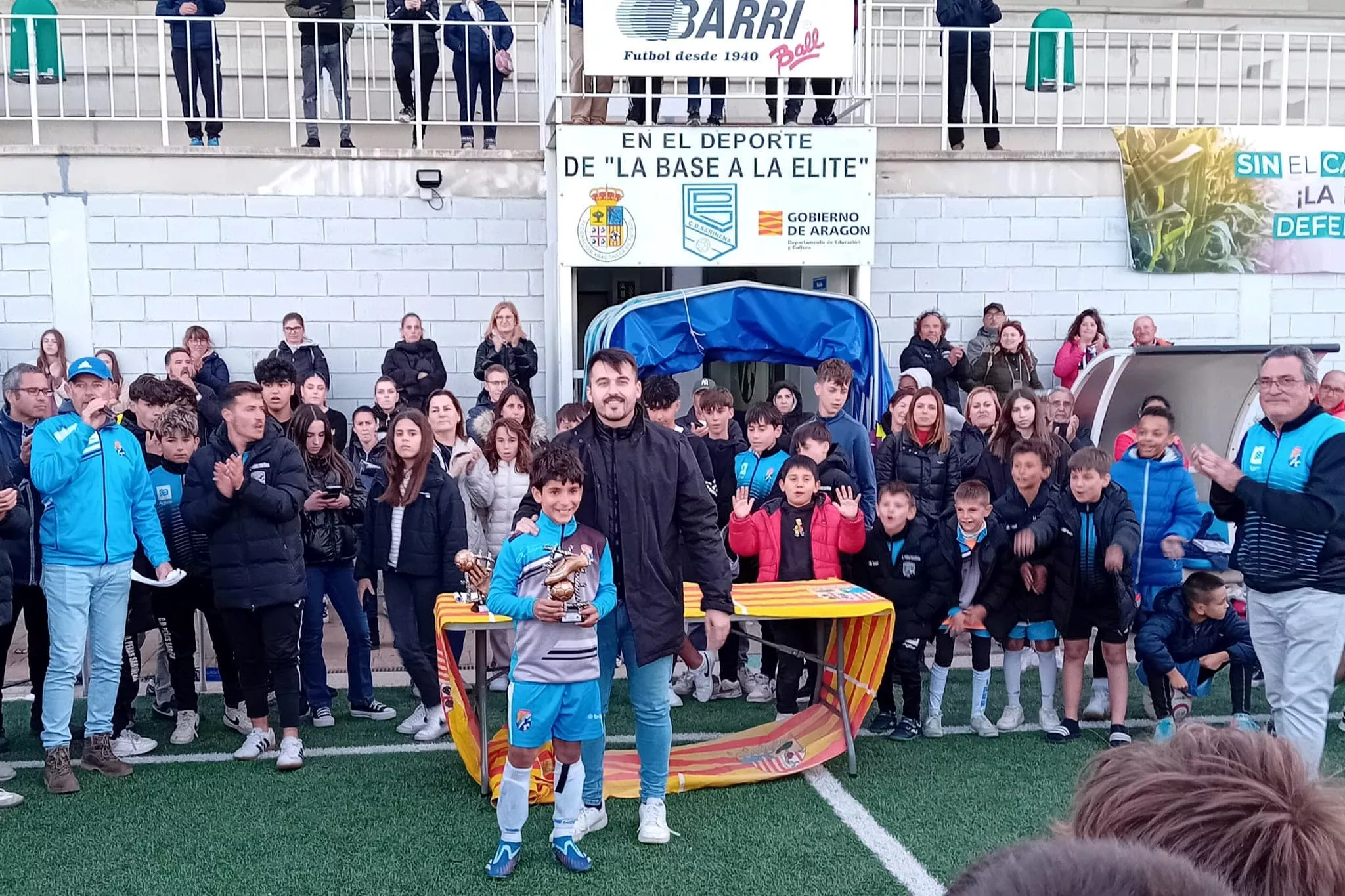 Entrega de premios del I Torneo Manu Tena.