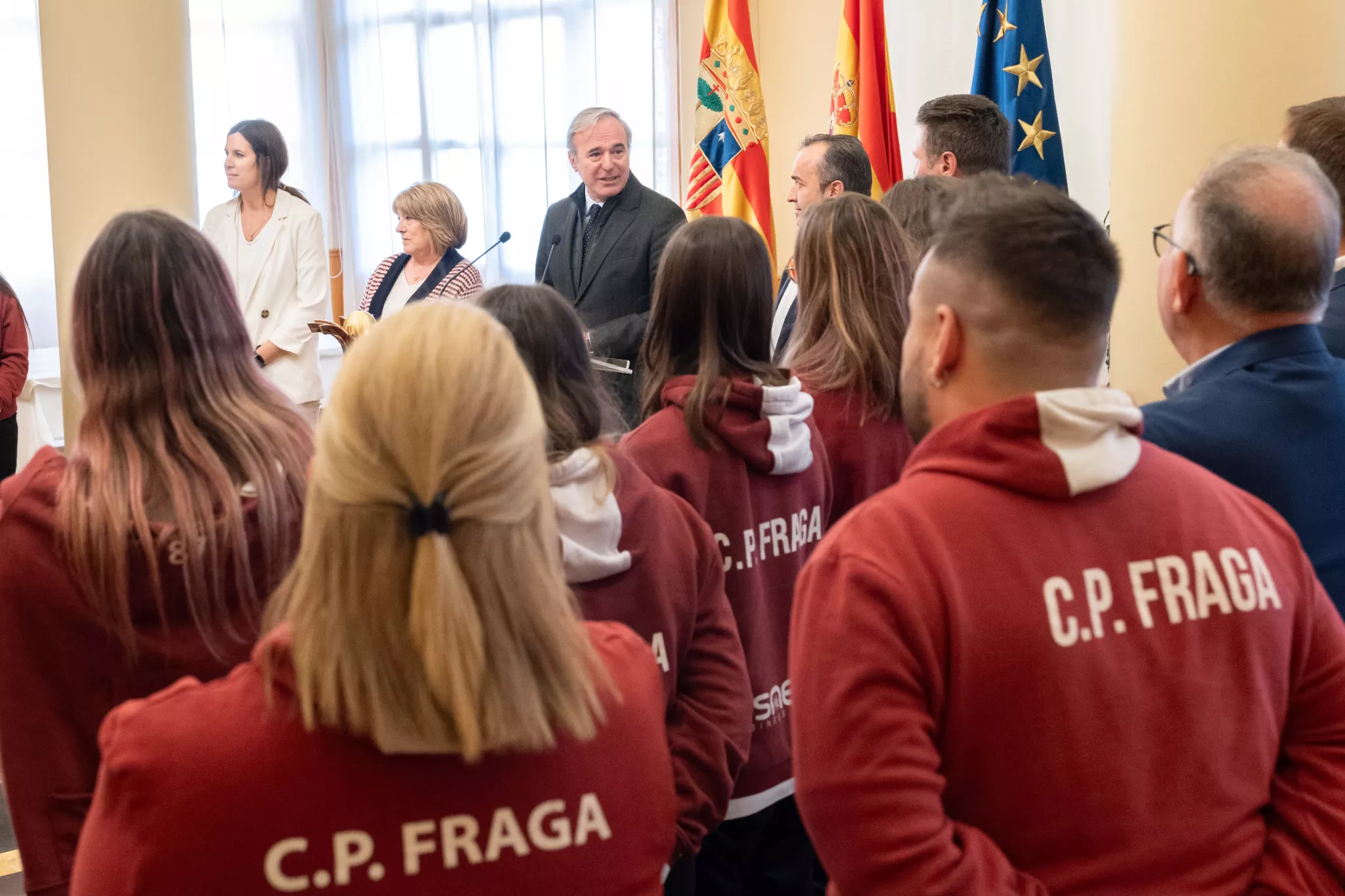 Recepción del GA al Esneca Fraga.