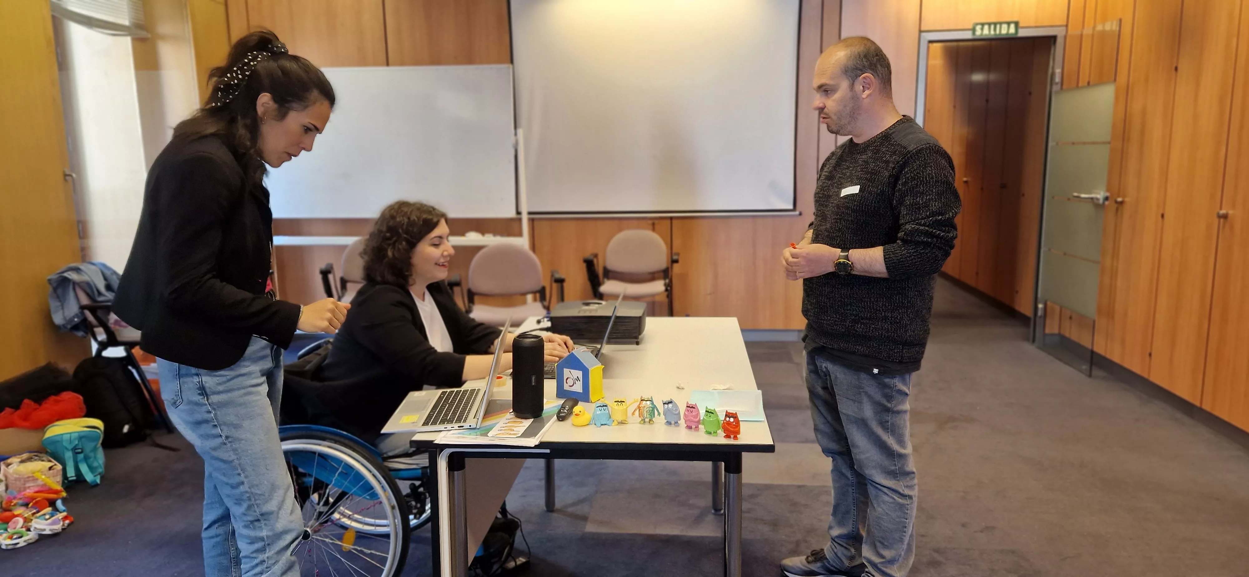 Taller de Marina Joven en Diversario 2024. Foto Myriam Martínez