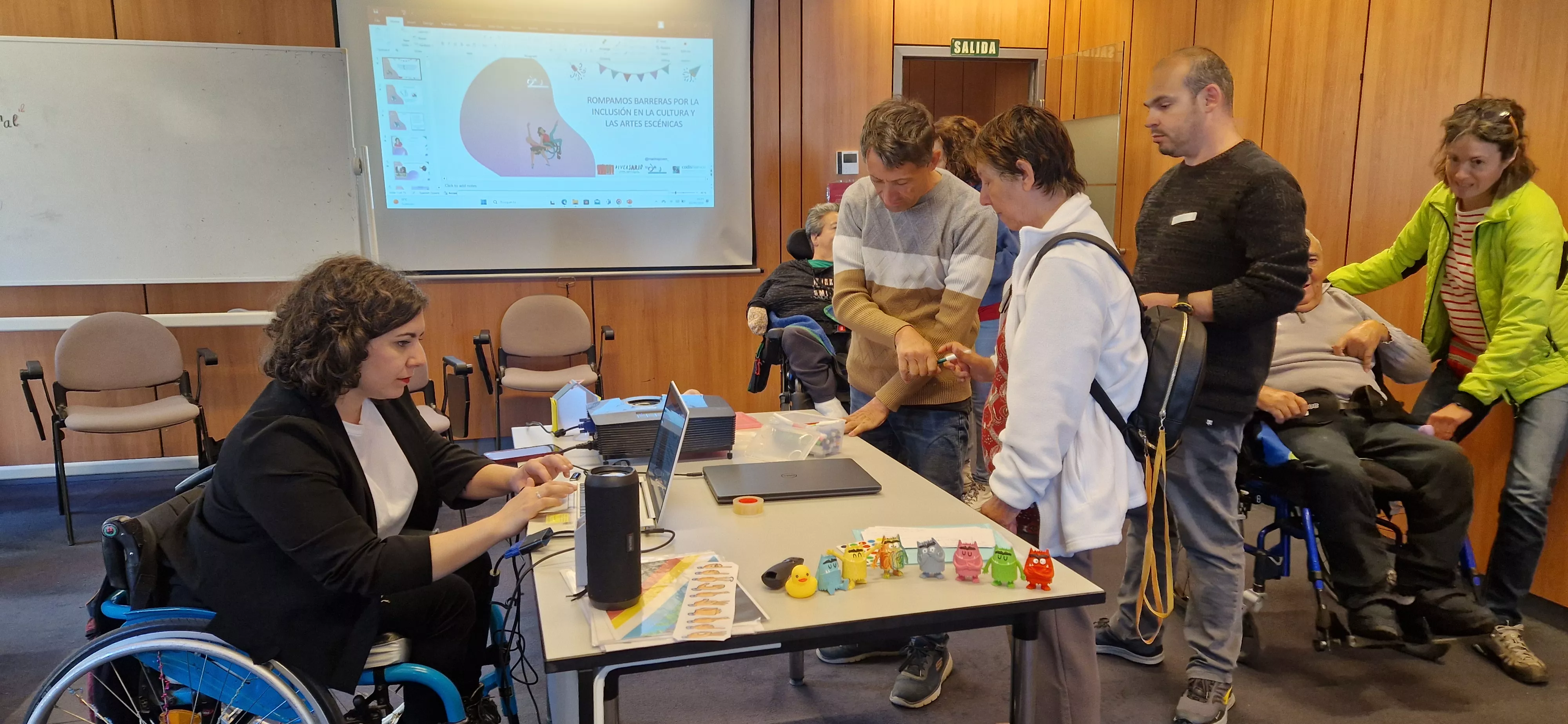 Taller de Marina Joven en Diversario 2024. Foto Myriam Martínez