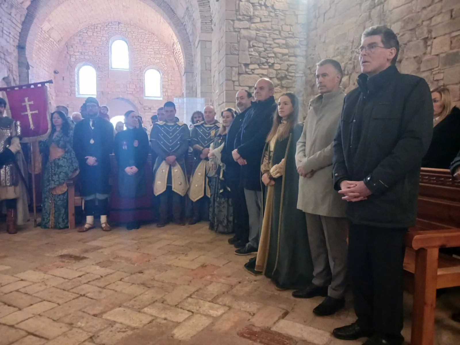 Celebración en el monasterio viejo de San Juan de la Peña. 