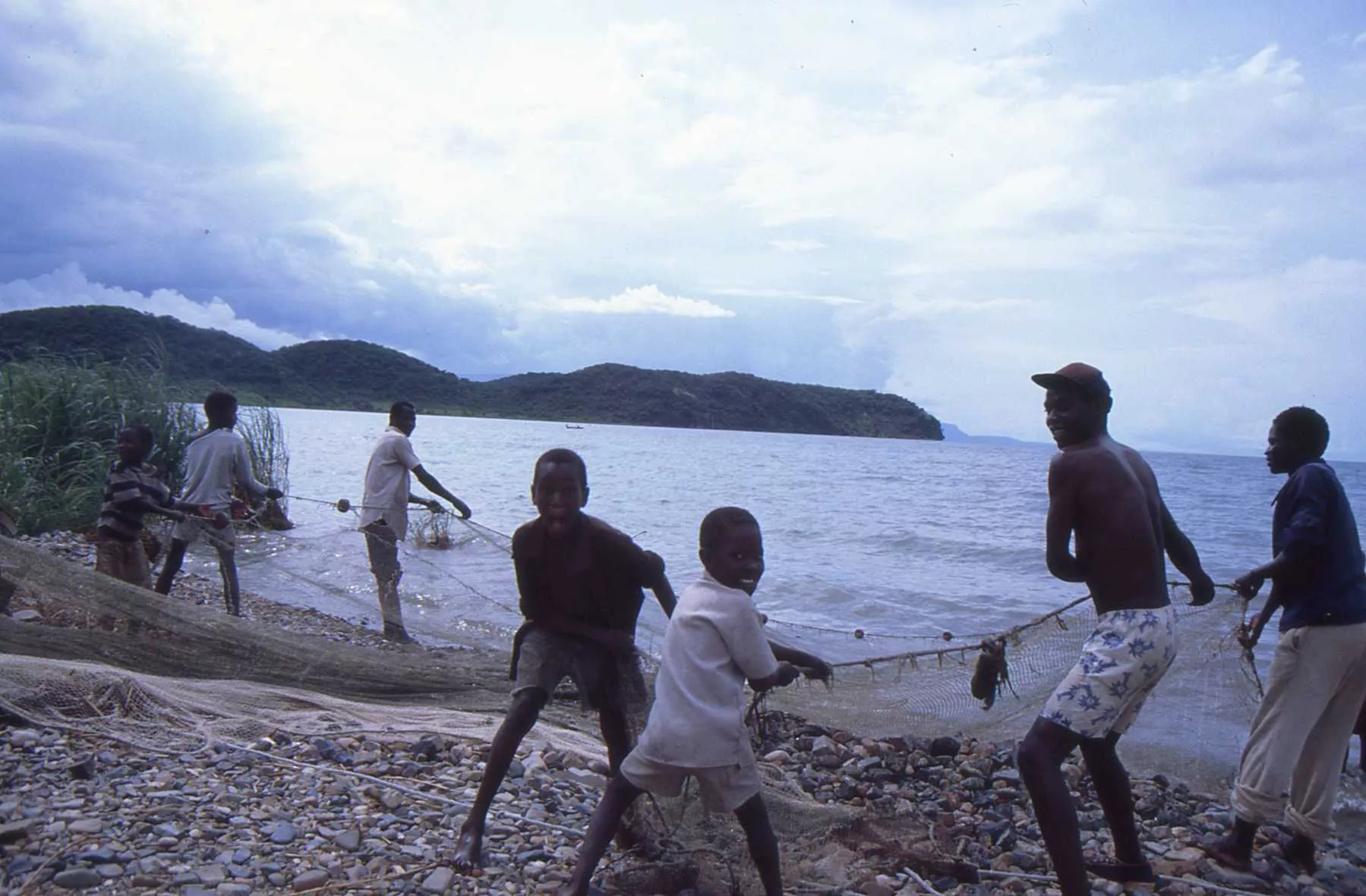 Marco Pascual en el lago Tanganica