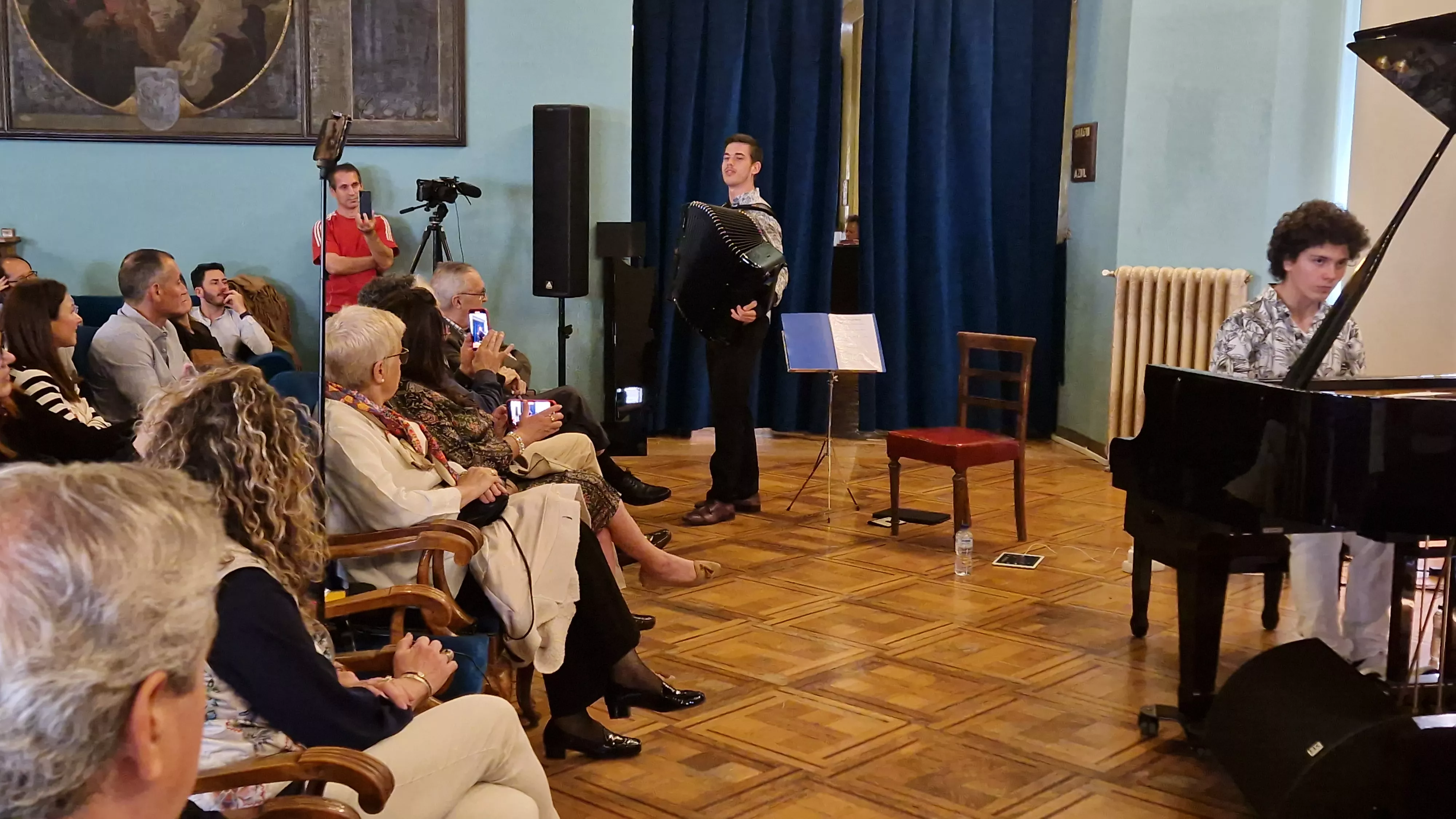 Homenaje a Mariano Mairal en Huesca. Foto Myriam Martínez 