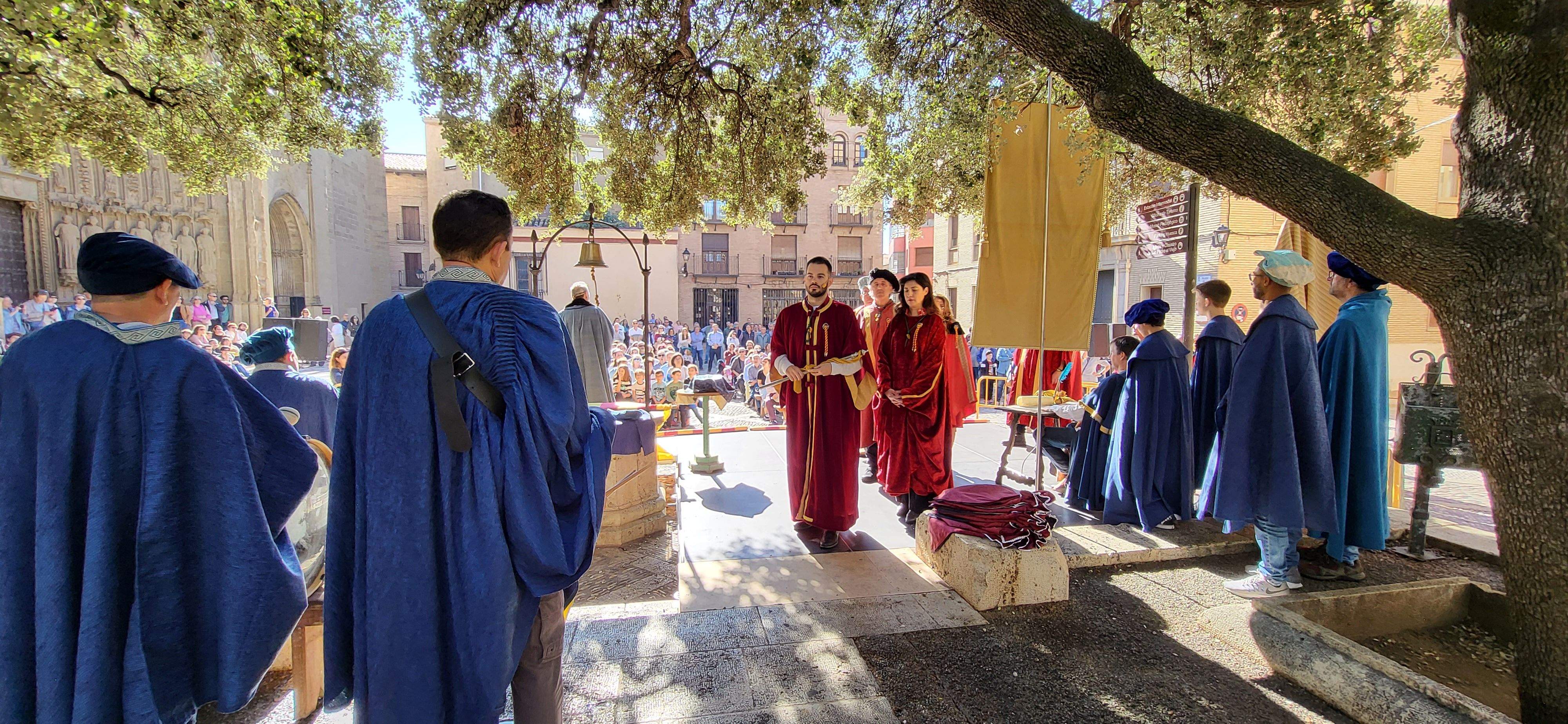 Huesca vuelve al s. XVII con la representación de la elección de los oficios. Foto: Mercedes Manterola 