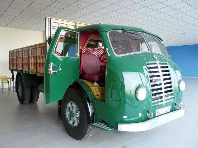 El Mofletes, un vehículo de época en la electromovilidad de la primera mitad del pasado siglo